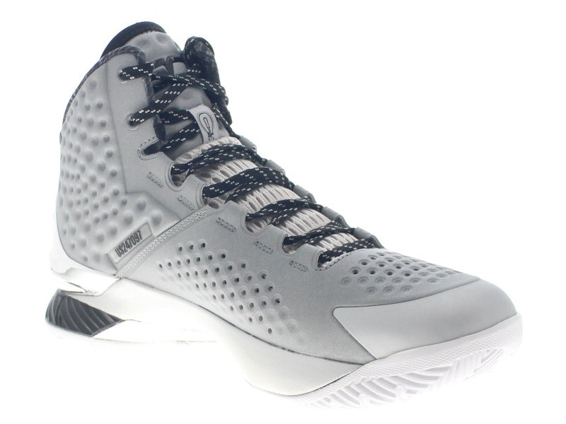 【US9.5】 UNDER ARMOUR UA CURRY 1 RFLCT 3024395-100 【DS】