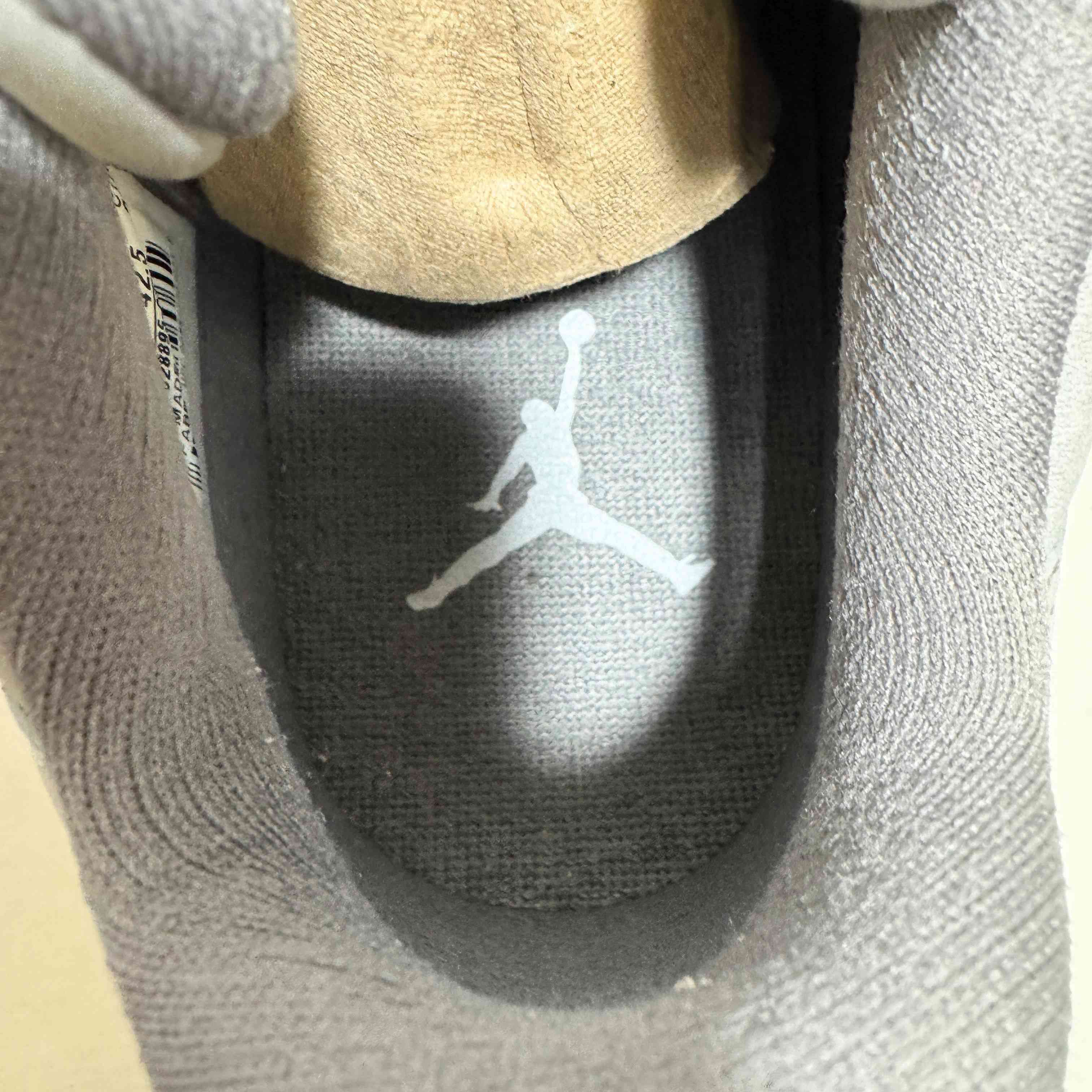 【US9】 AIR JORDAN 11 RETRO LOW Cool Grey 528895-003 【USED】