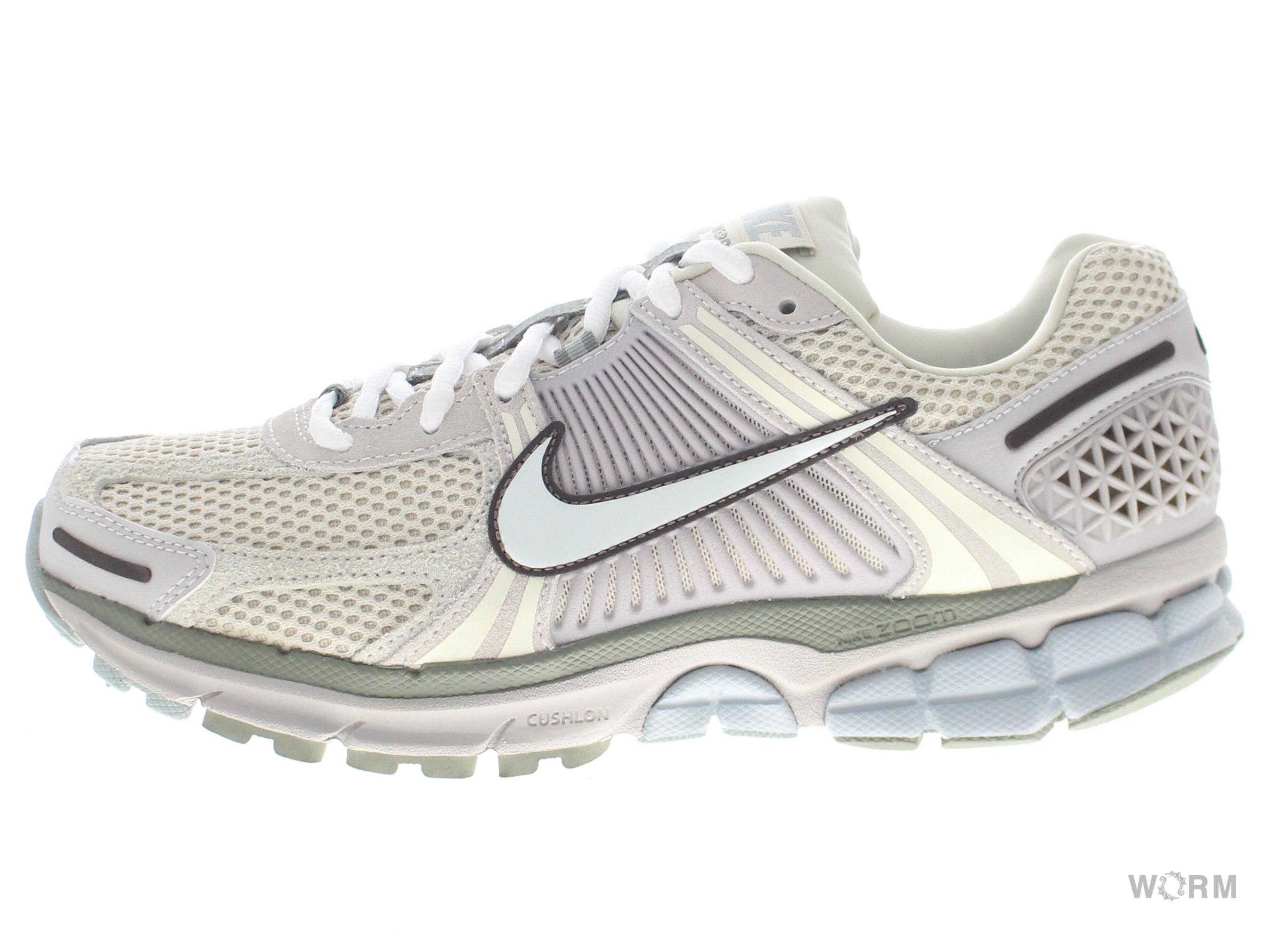 【US8】 NIKE ZOOM VOMERO 5 SE FZ3653-104 【DS】