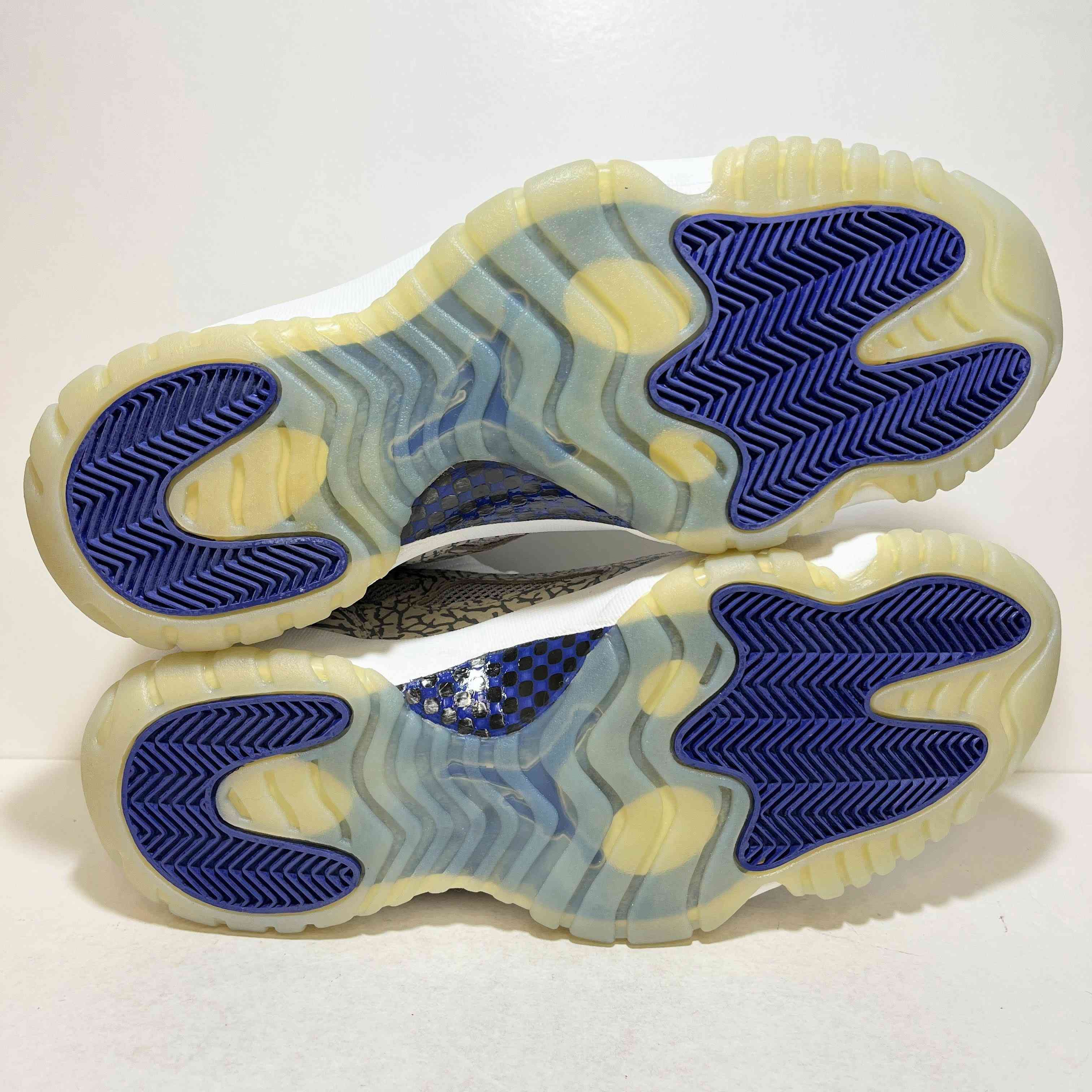 【US10.5】 AIR JORDAN 11 RETRO LOW 306008-142 【DS】