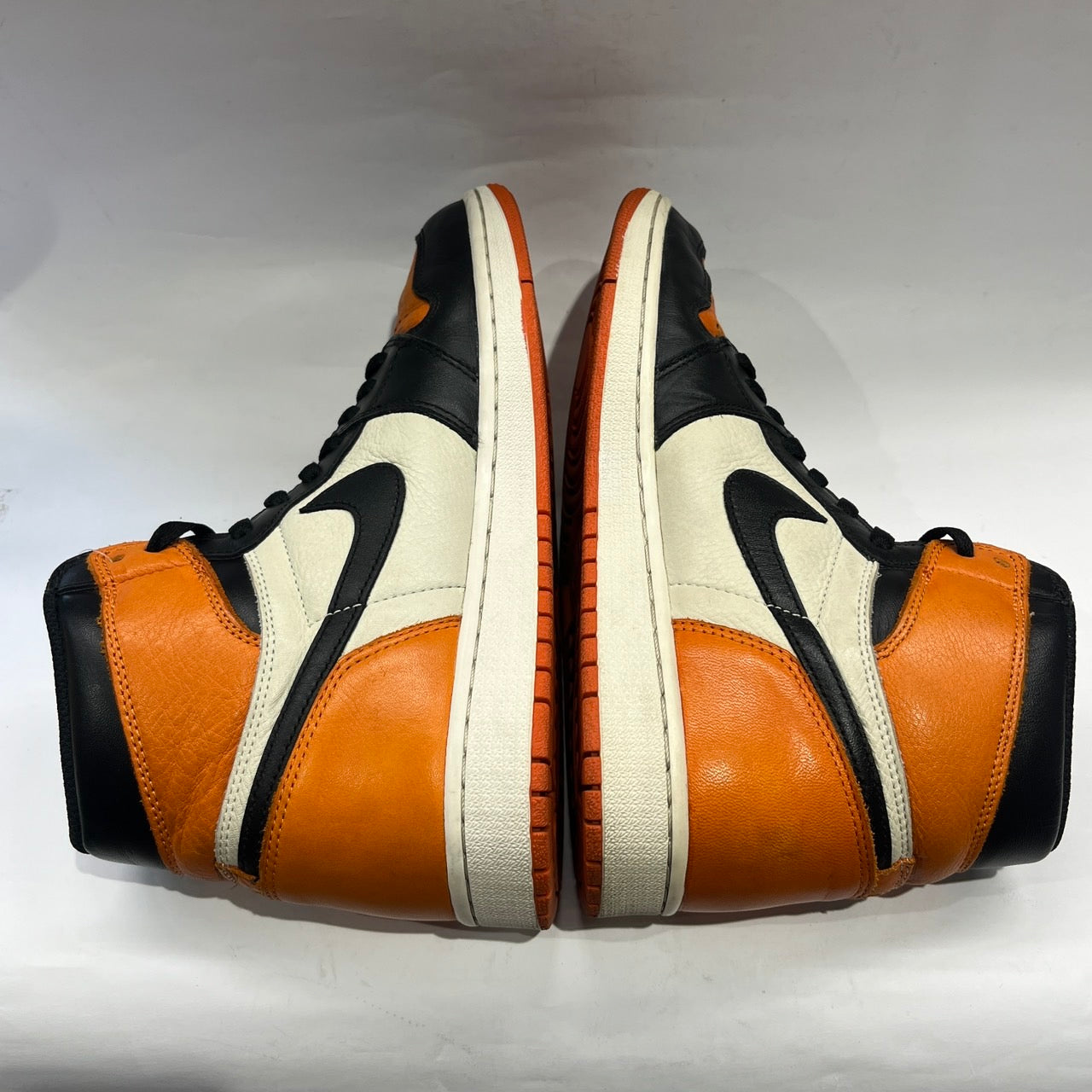 【US11】 AIR JORDAN 1 RETRO HIGH OG SBB 555088-005 【USED】