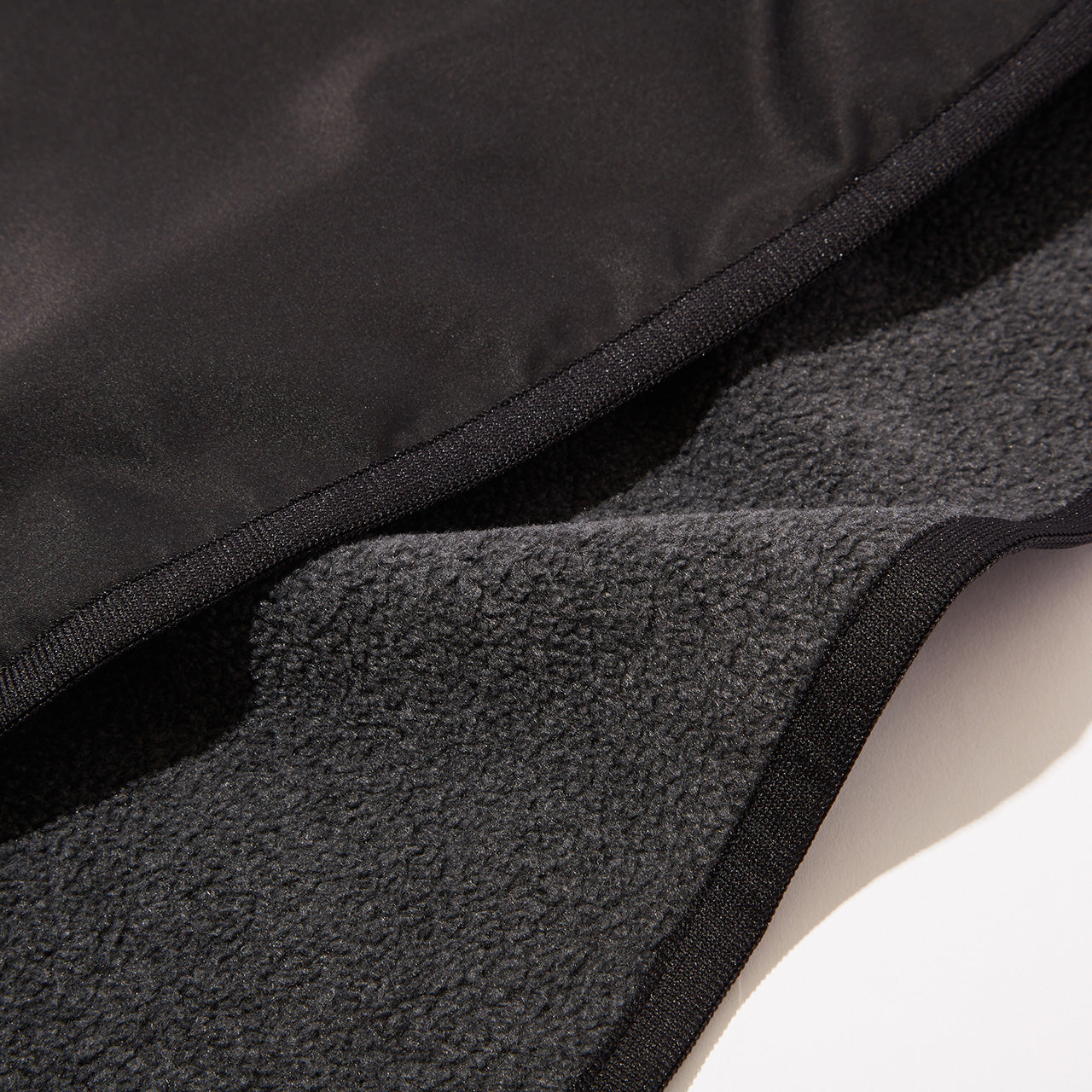 Diaspora skateboards Pocketable Muffler Grey Black