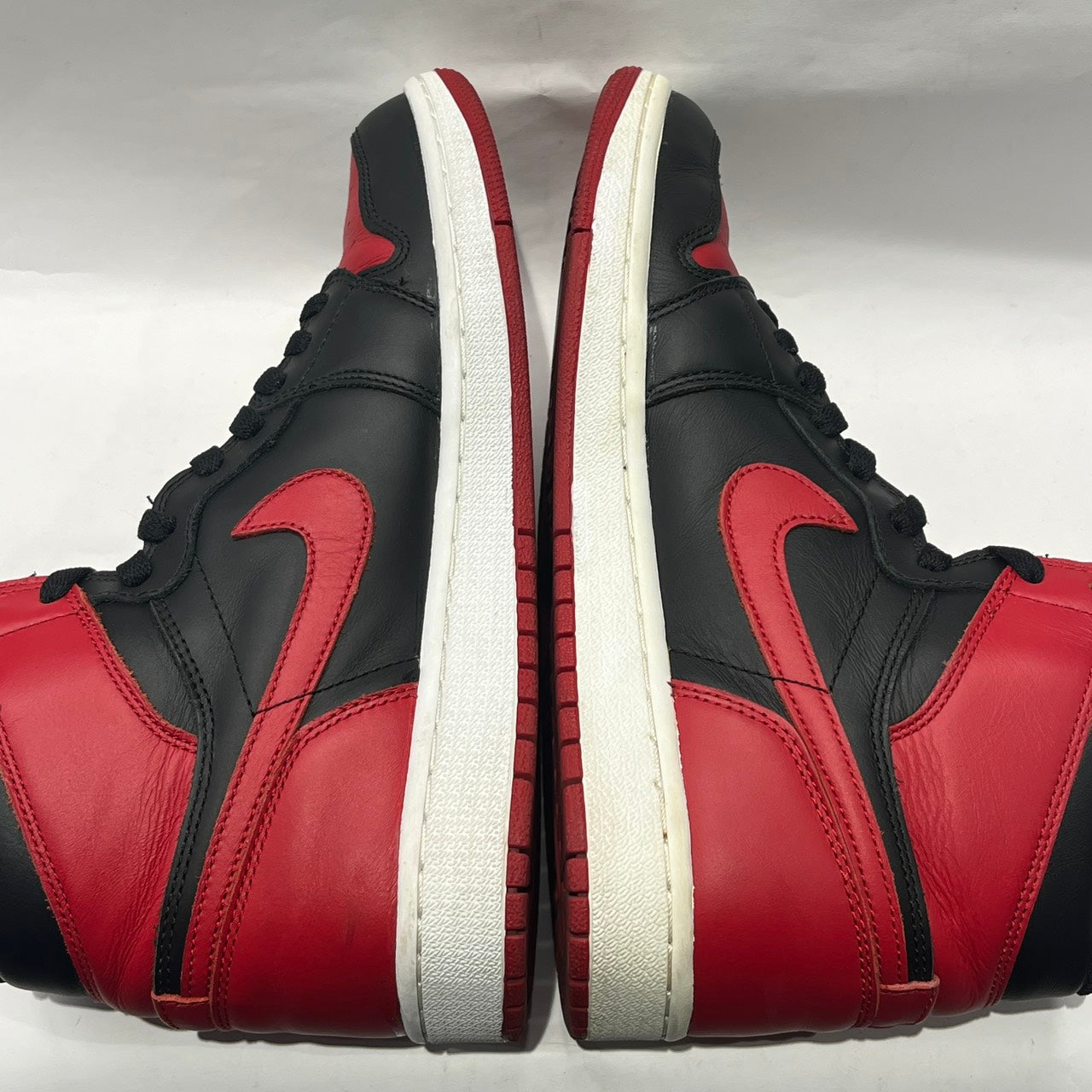 【US9】 AIR JORDAN 1 RETRO HIGH OG Bred  555088-023 【USED】