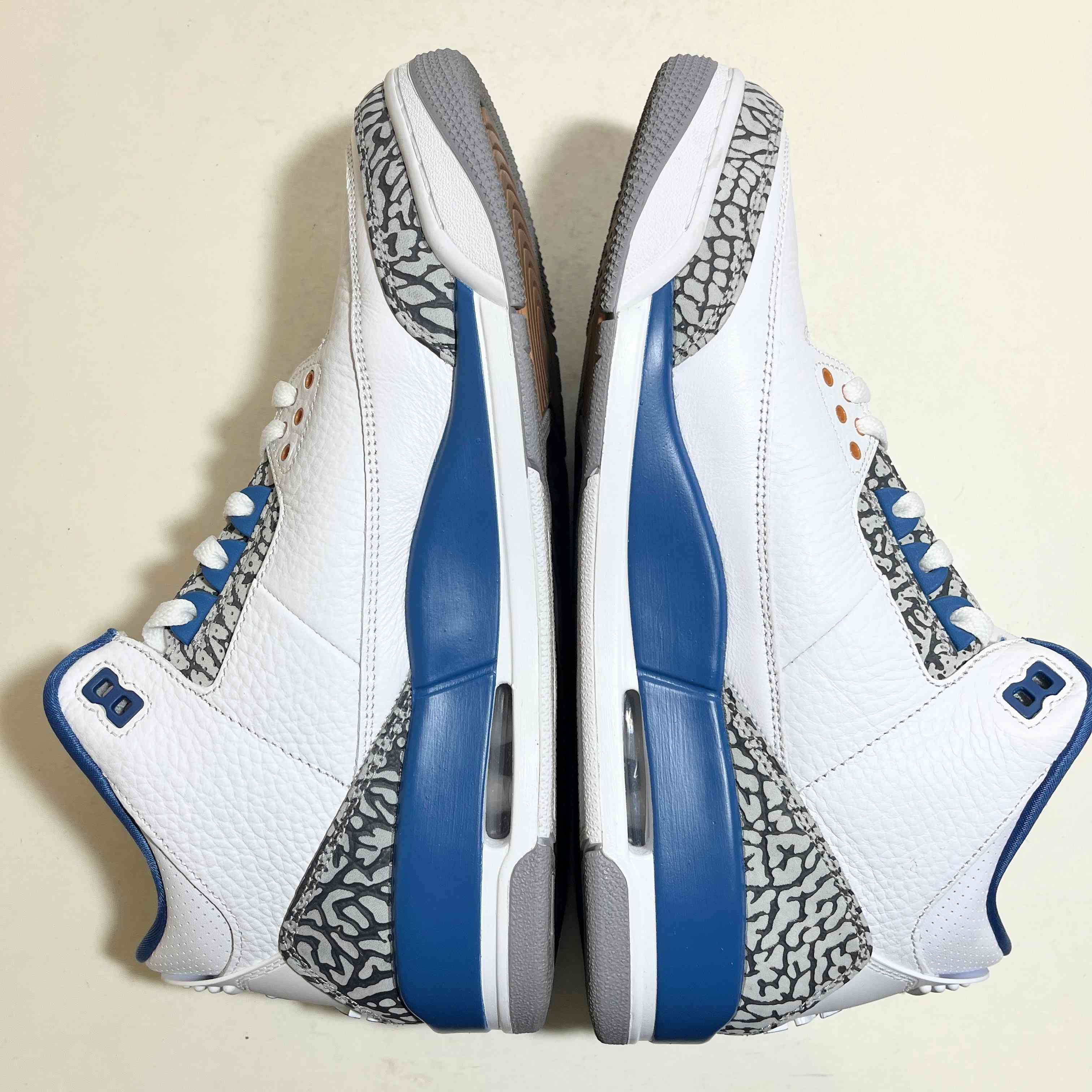 【US10.5】 AIR JORDAN 3 RETRO CT8532-148 【USED】