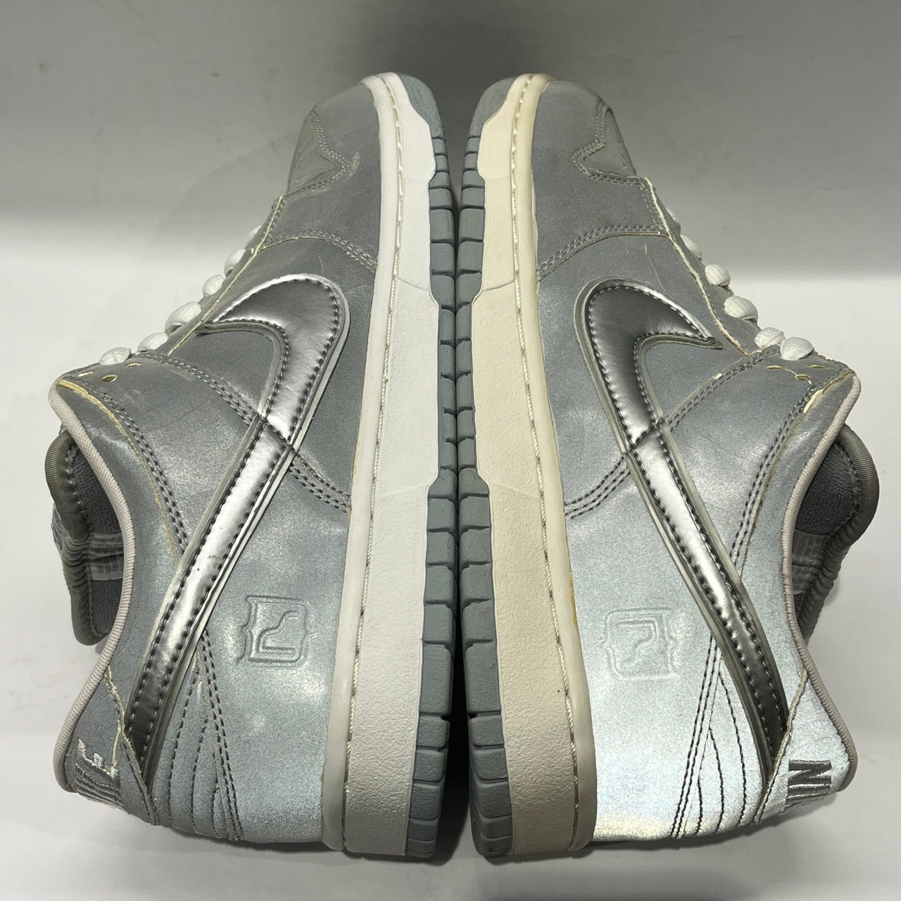 【US9】 NIKE SB DUNK LOW PRO SB MEDICOM TOY 3 304292-008 【DS】
