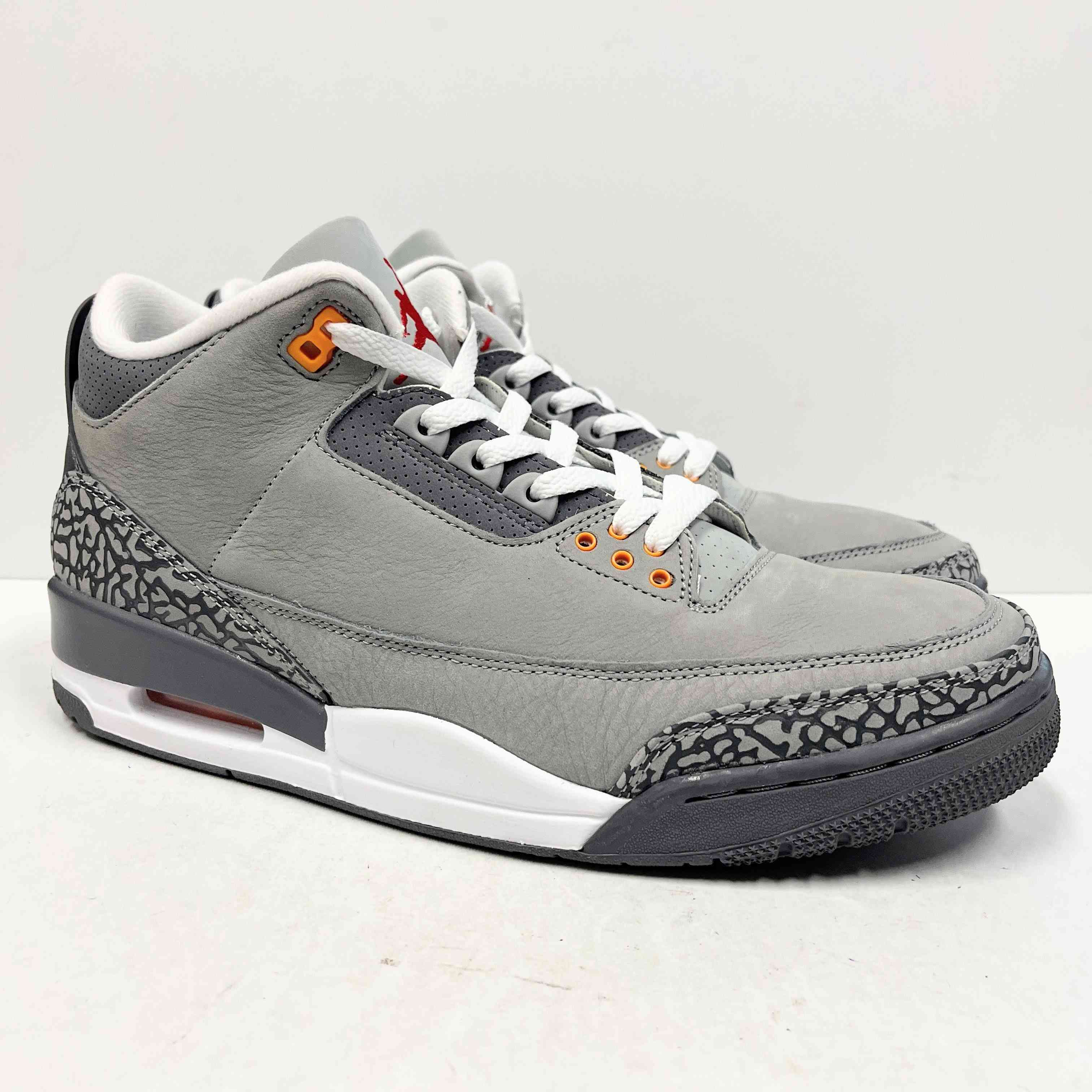 【US12】 AIR JORDAN 3 RETRO CT8532-012 【USED】