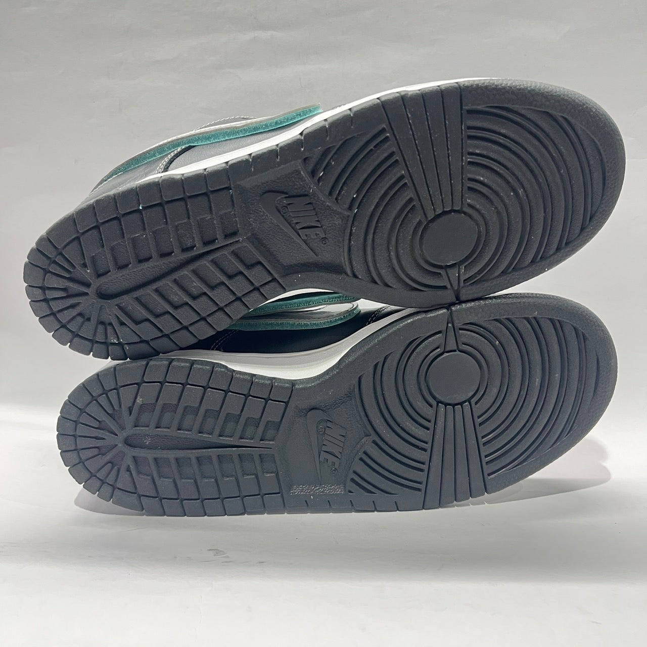 【US9】 NIKE SB SB DUNK LOW PRO OG QS DIAMOND SUPPLY CO BV1310-001 【USED】-WORM TOKYO-WORM TOKYO WEB STORE-100% Authentic Sneakers