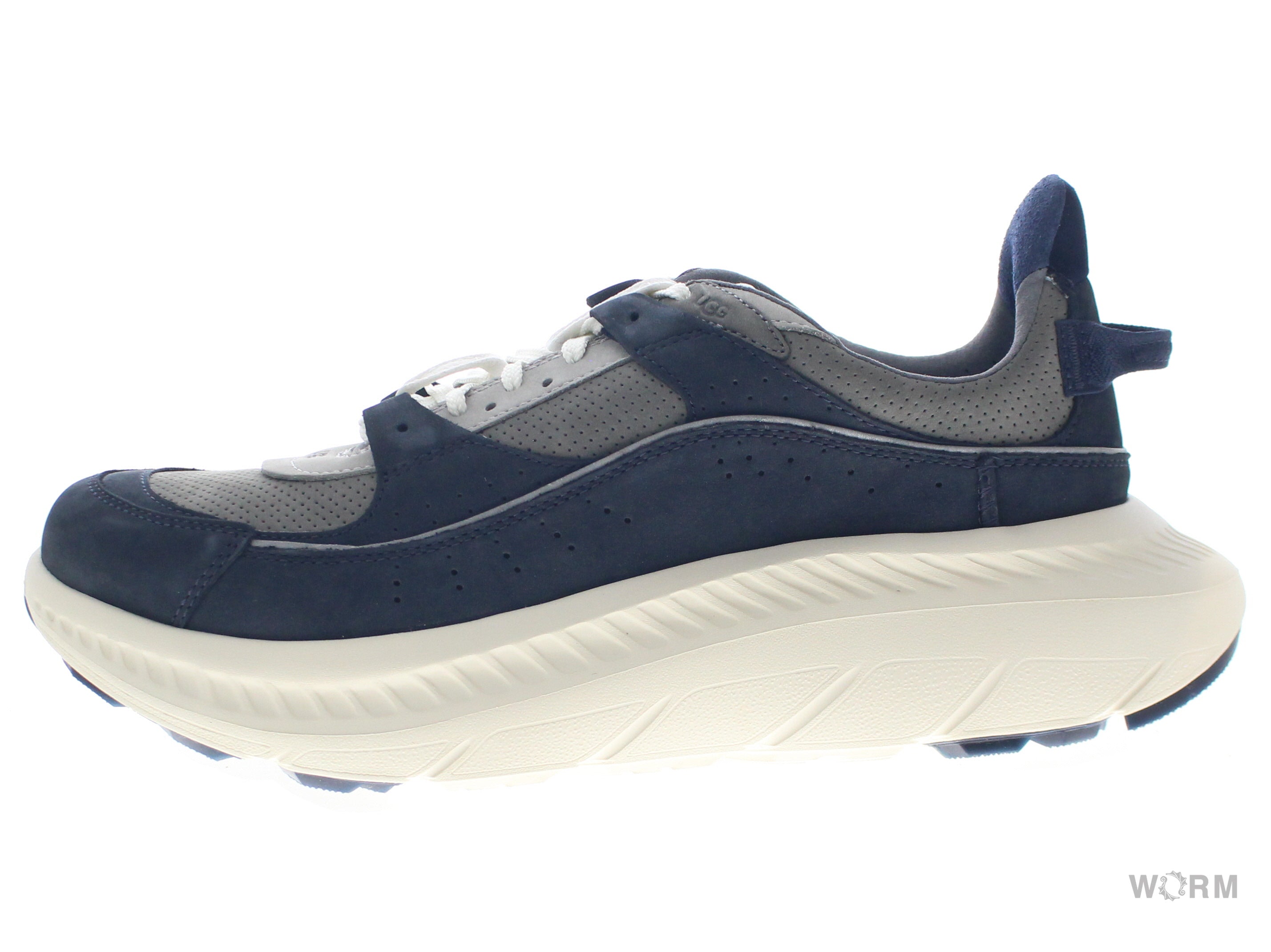 【US10】 UGG M CA805 V2 NUBUCK 1127111 【DS】