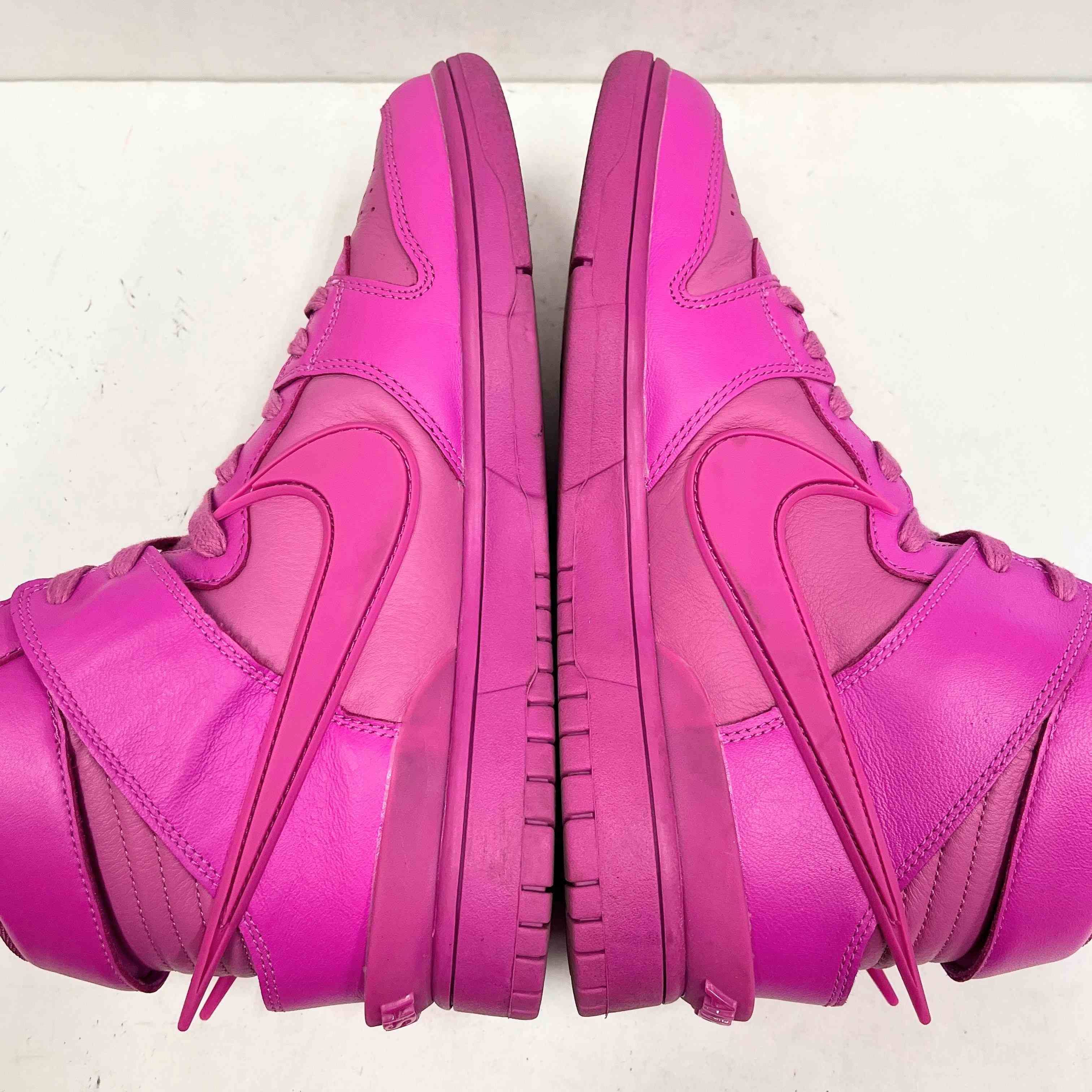 【US9.5】 NIKE DUNK HI / AMBUSH CU7544-600 【USED】
