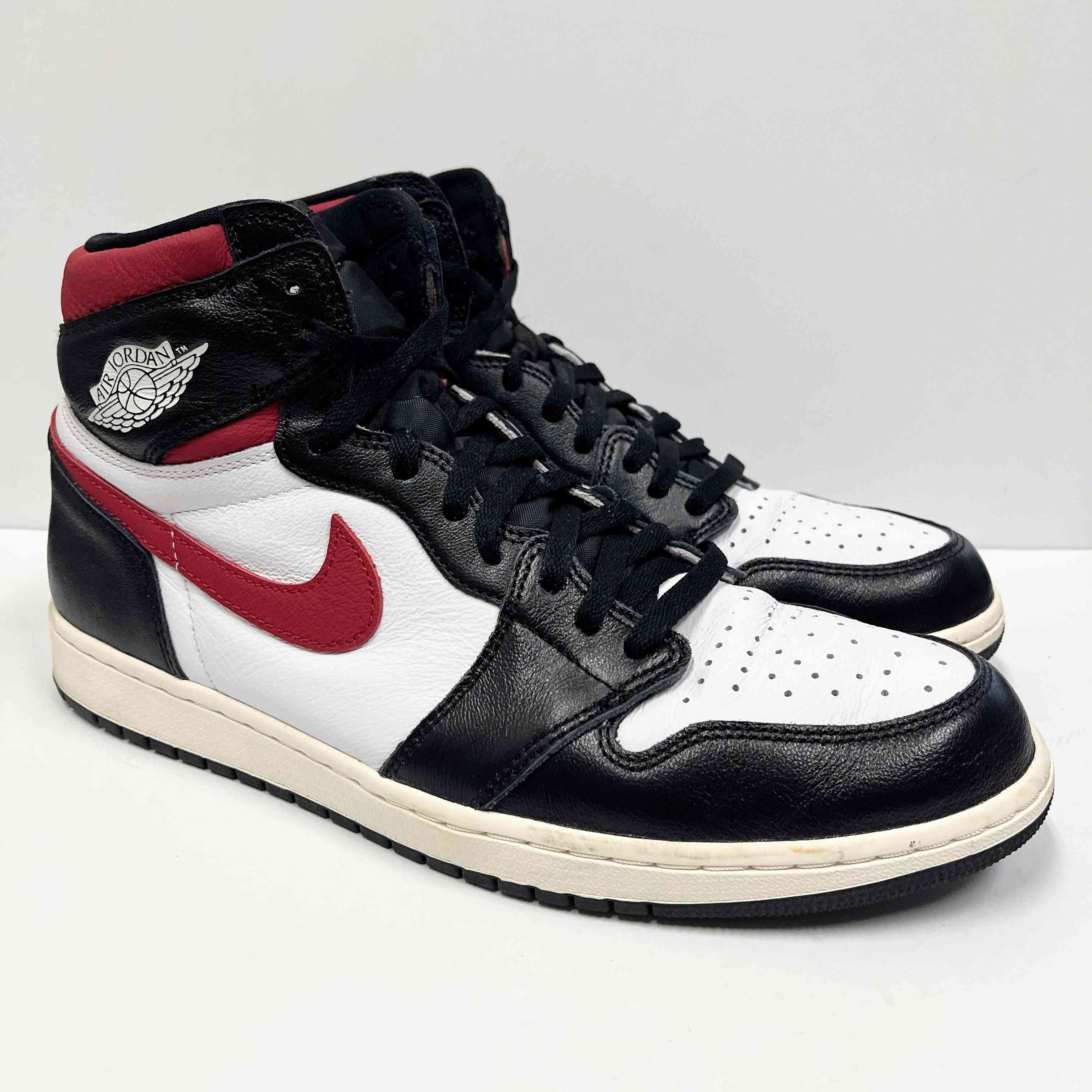 【US13】 AIR JORDAN 1 RETRO HIGH OG 555088-061 【USED】