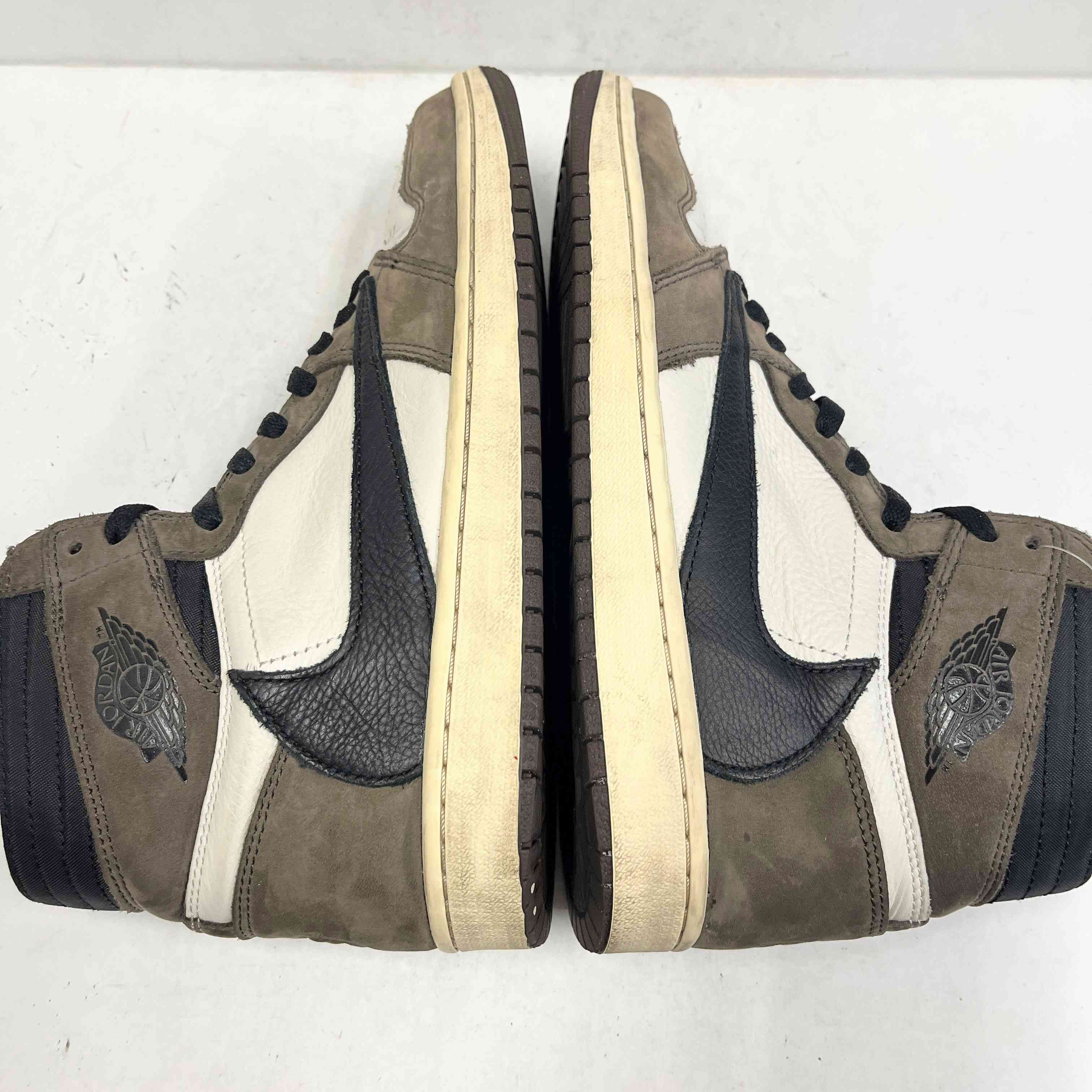 【US10】 AIR JORDAN 1 HIGH OG TS SP TRAVIS SCOTT CD4487-100 【USED】
