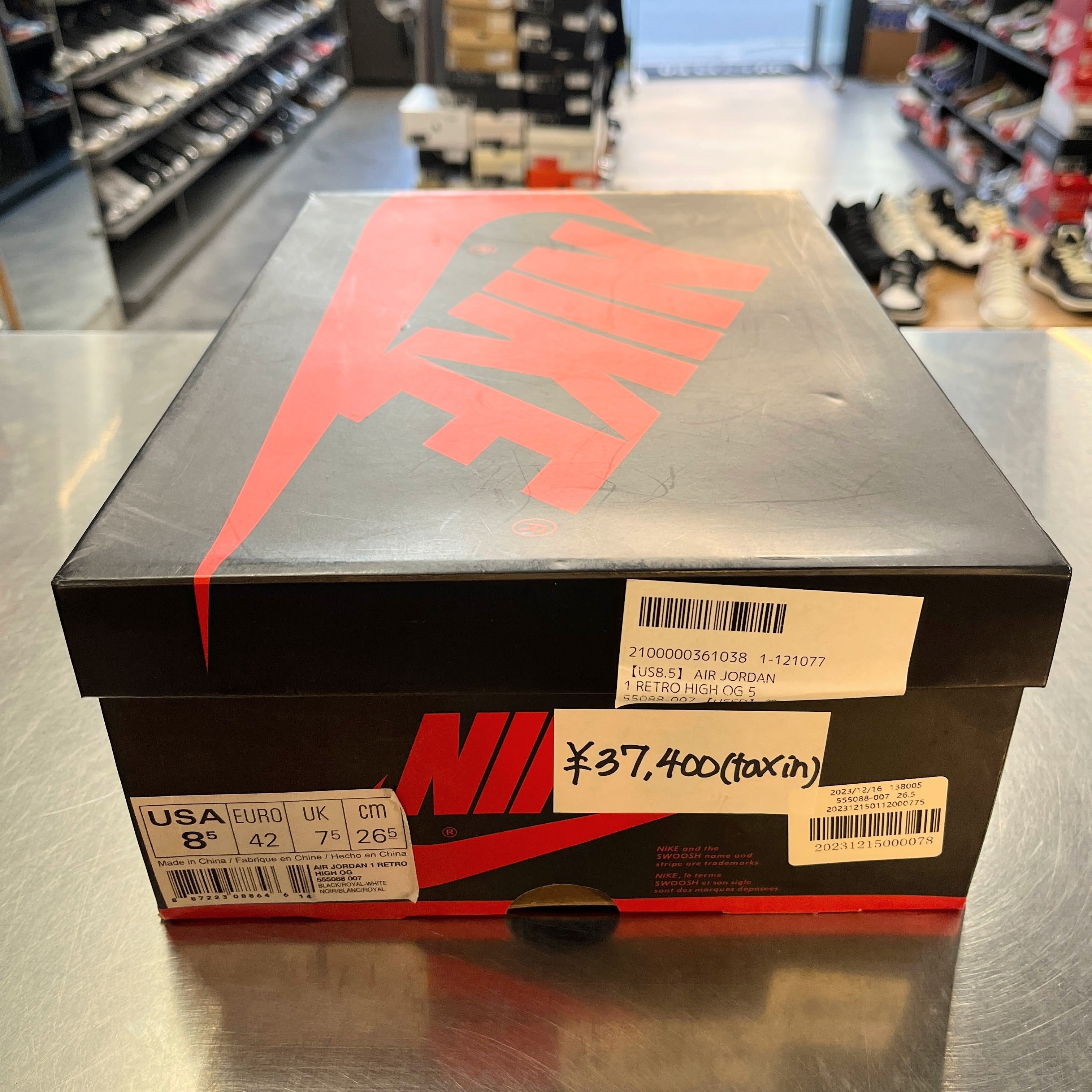 【US8.5】 AIR JORDAN 1 RETRO HIGH OG 555088-007 【USED】