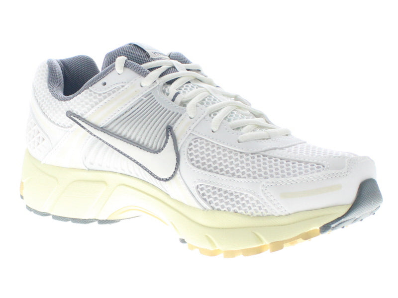 【W US10.5】 NIKE NIKE W ZOOM VOMERO 5 FJ2028-101 【DS】
