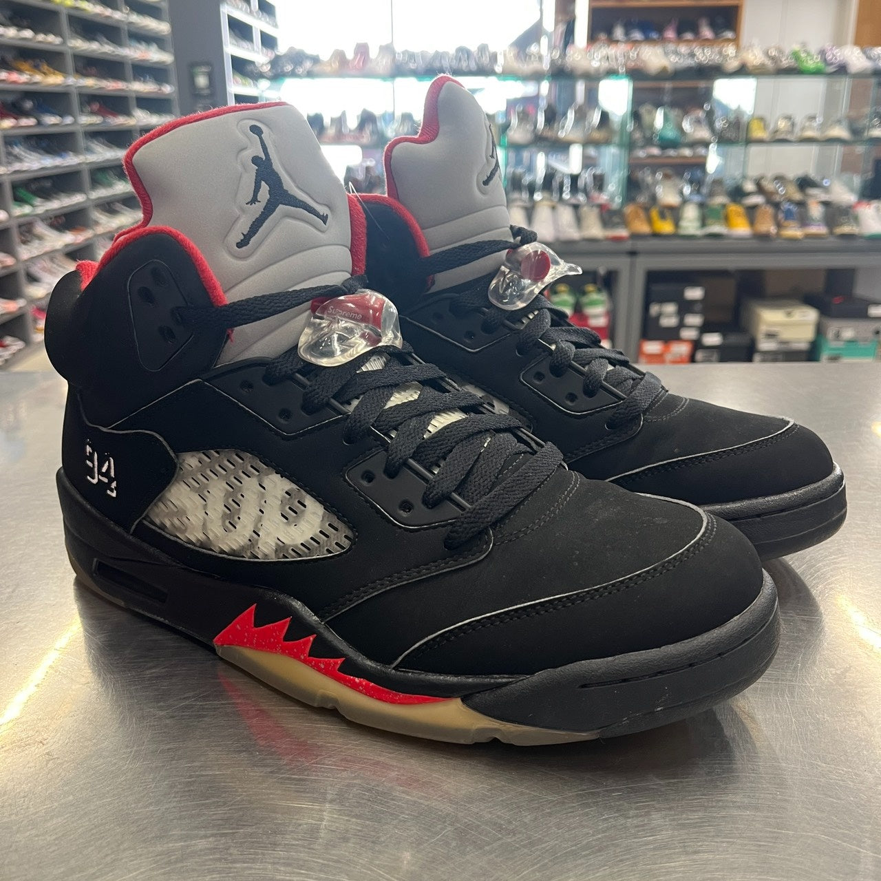 【US9.5】 AIR JORDAN 5 RETRO SUPREME 824371-001 【USED】