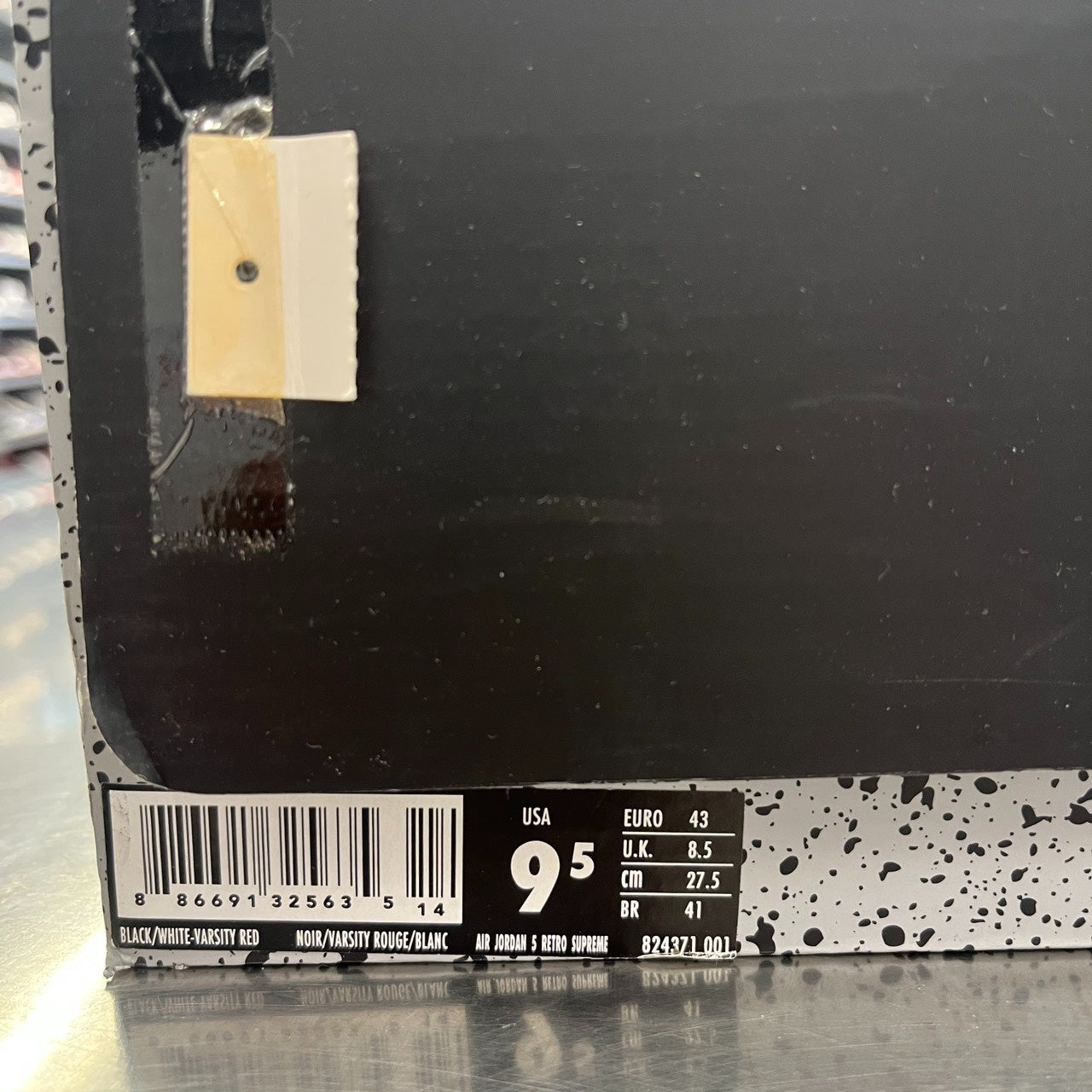 【US9.5】 AIR JORDAN 5 RETRO SUPREME 824371-001 【USED】