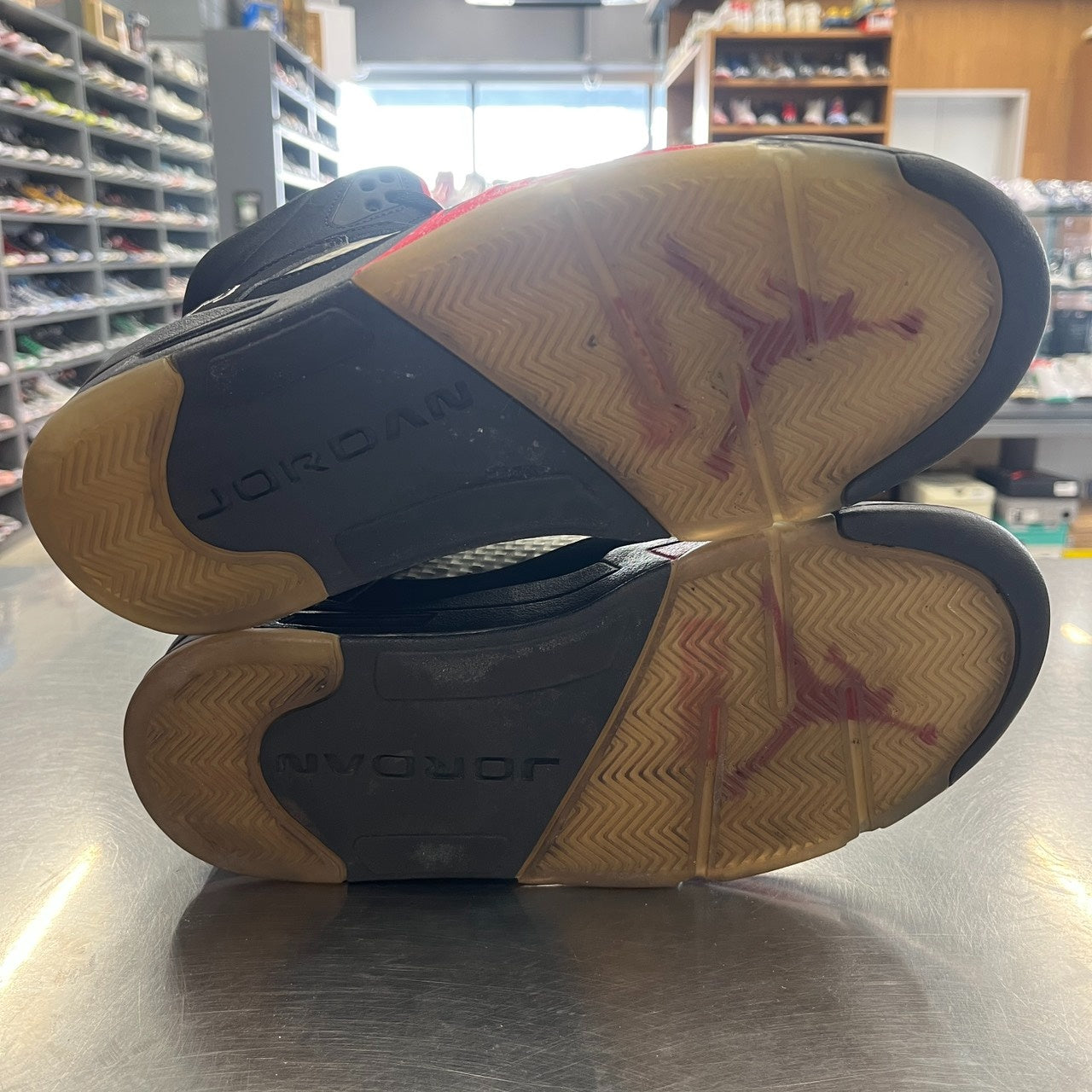 【US9.5】 AIR JORDAN 5 RETRO SUPREME 824371-001 【USED】