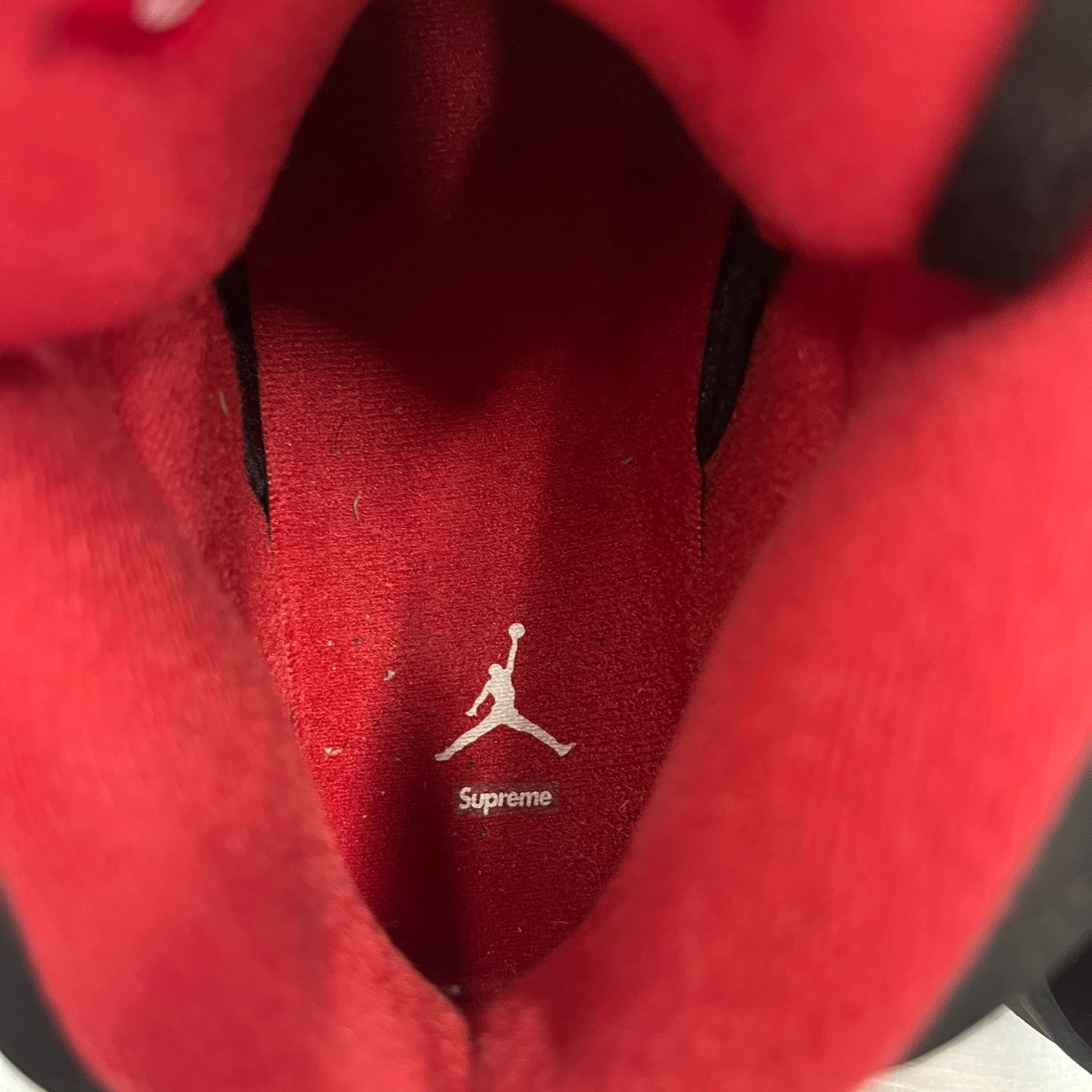 【US9.5】 AIR JORDAN 5 RETRO SUPREME 824371-001 【USED】