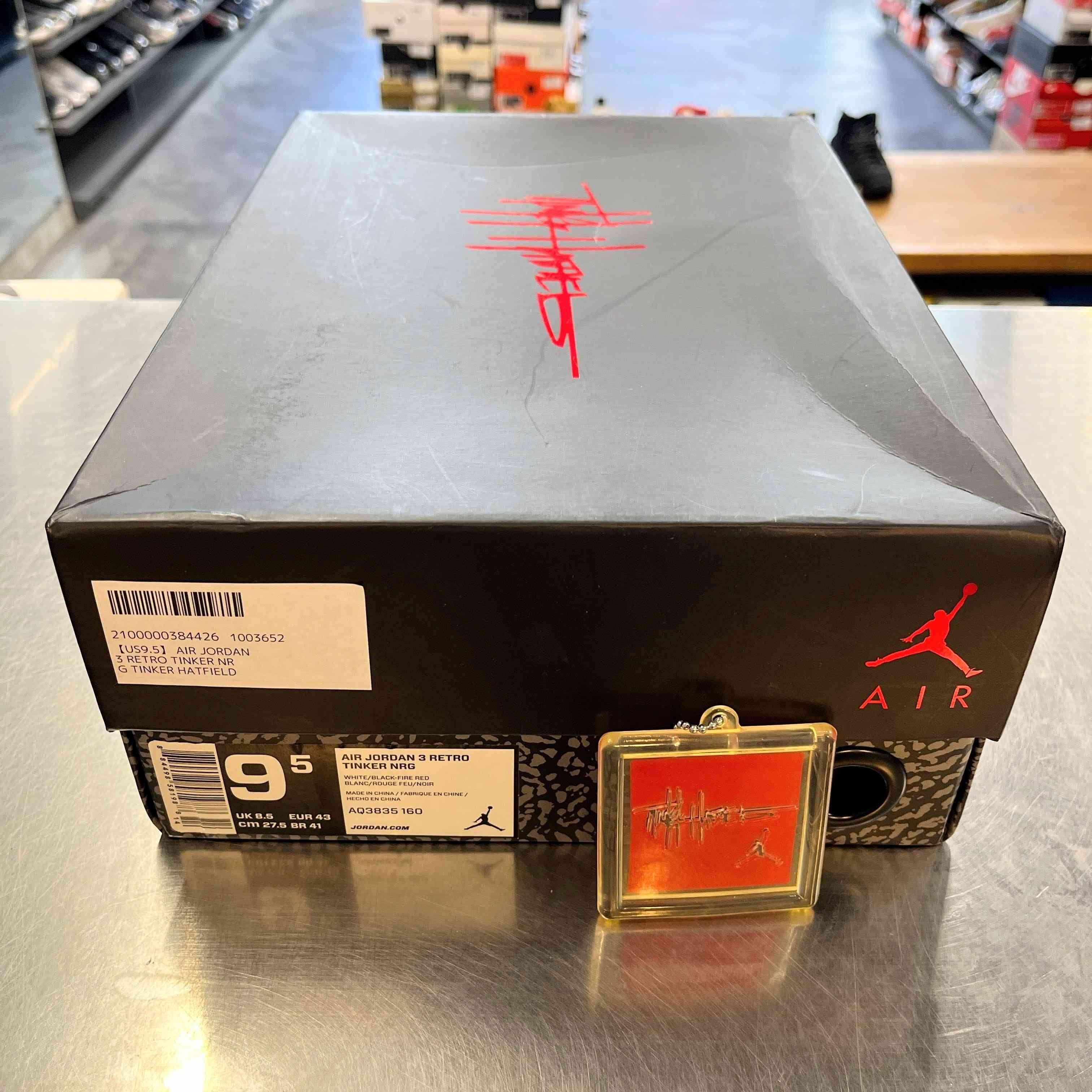【US9.5】 AIR JORDAN 3 RETRO TINKER NRG TINKER HATFIELD AQ3835-160 【USED】