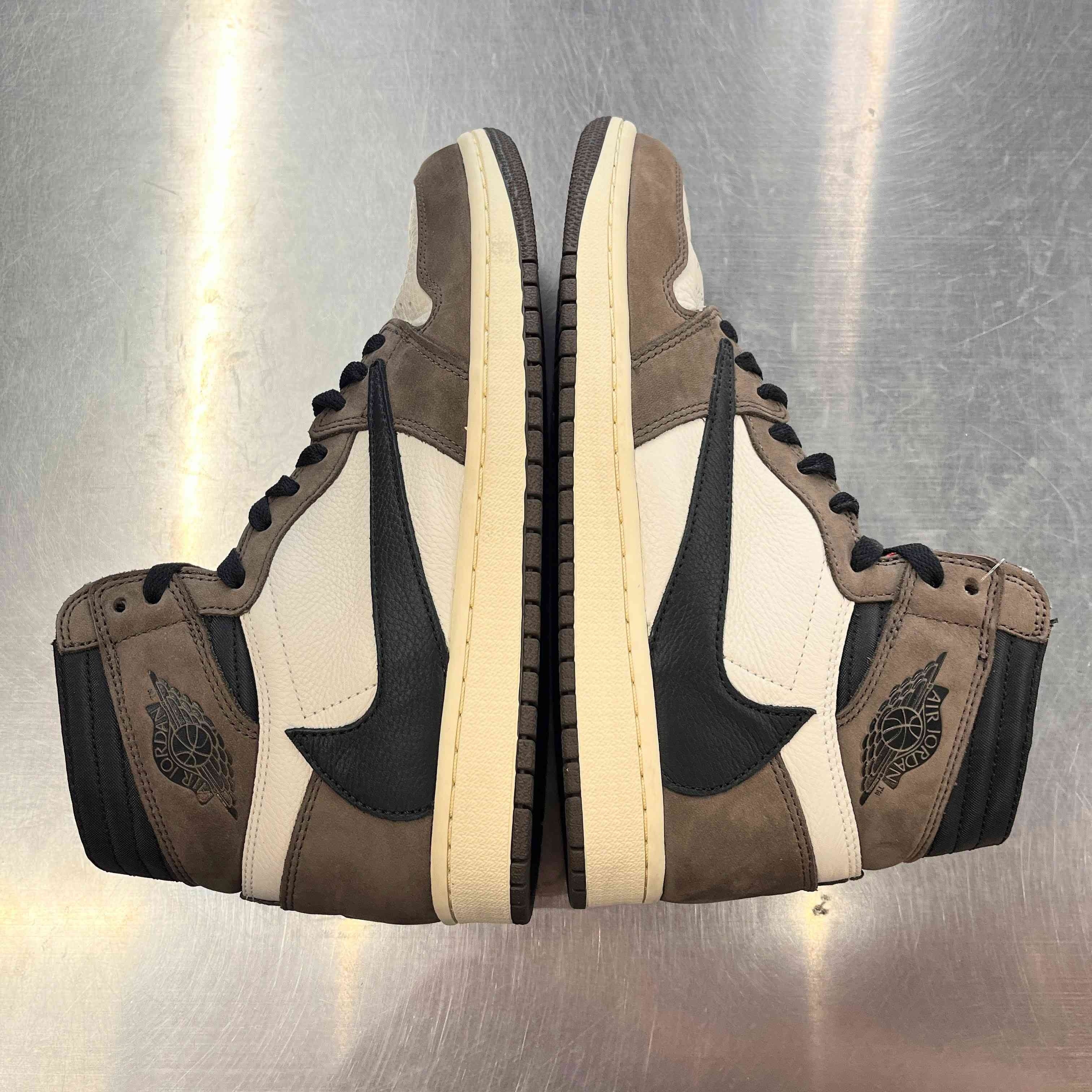 【US9】 AIR JORDAN 1 HIGH OG TS SP TRAVIS SCOTT CD4487-100 【USED】