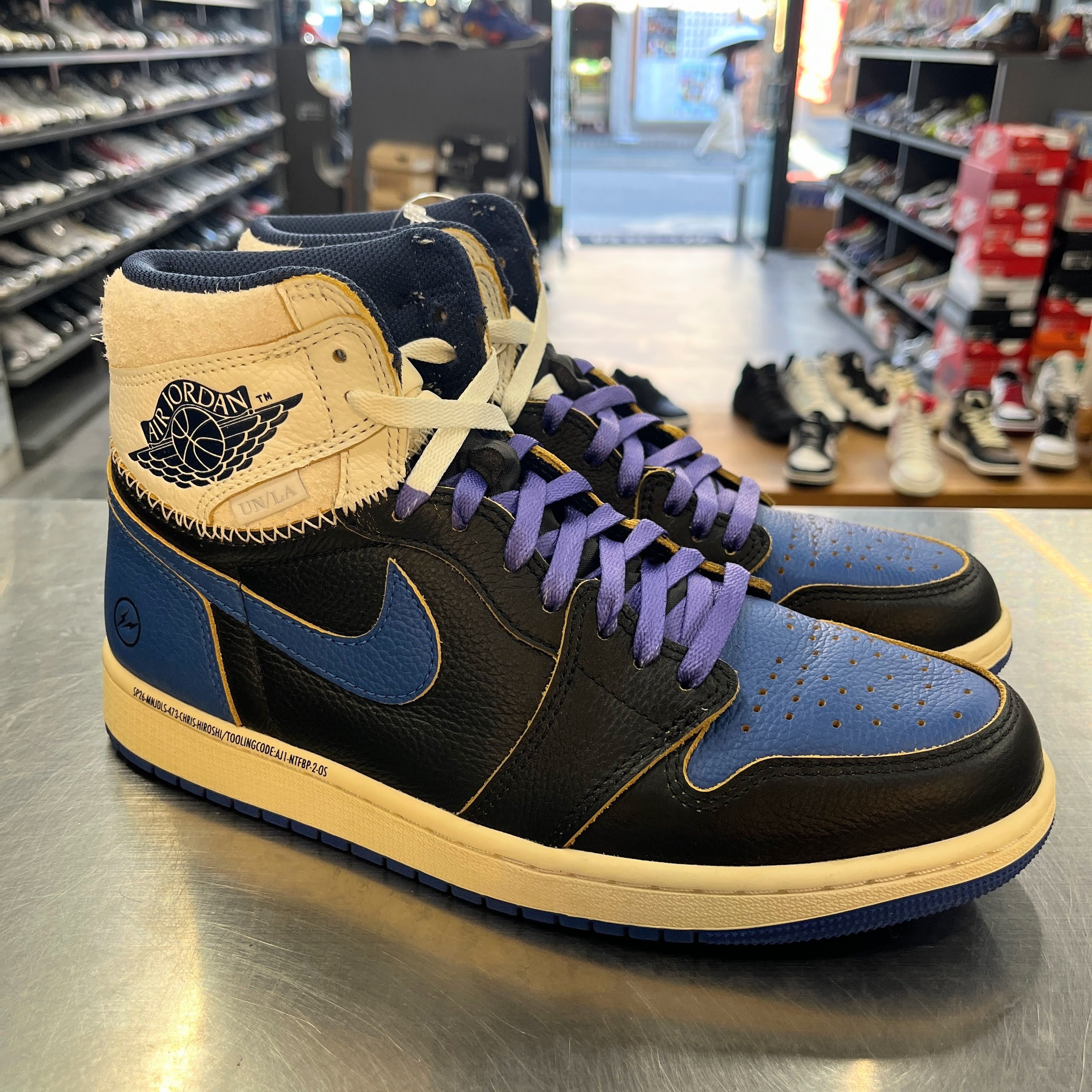 【US9】 AIR JORDAN 1 RTR HI OG SP IO7847-001 【USED】