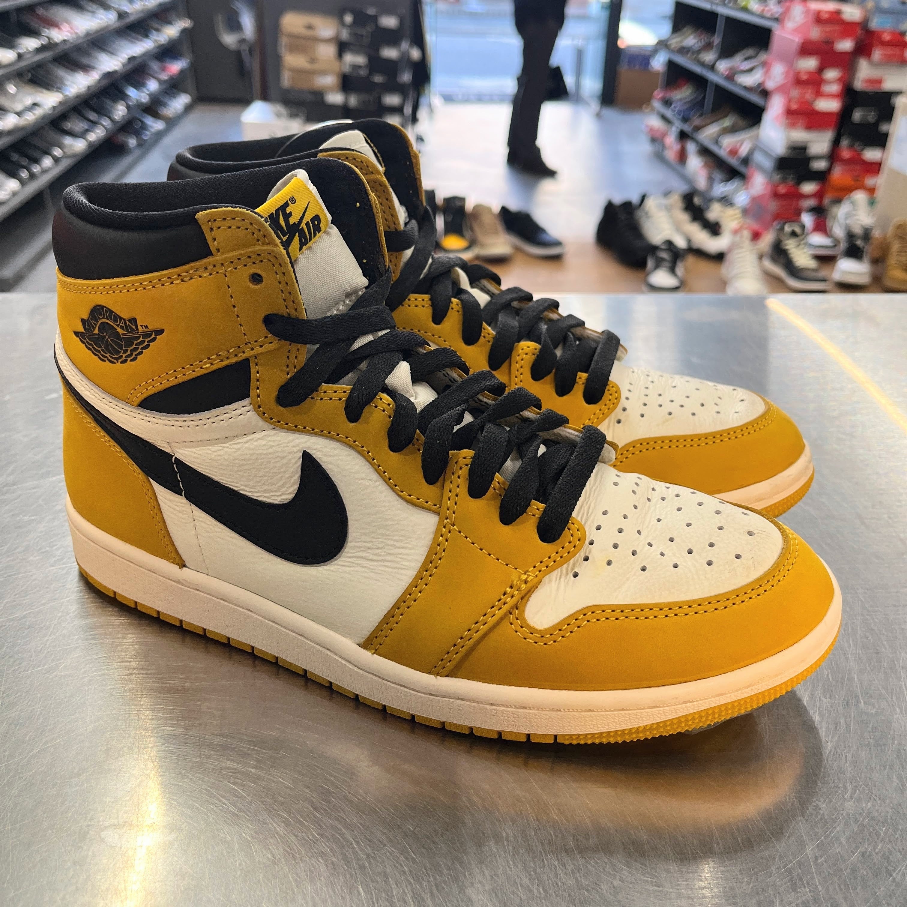 【US8.5】 AIR JORDAN 1 RETRO HIGH OG DZ5485-701 【USED】