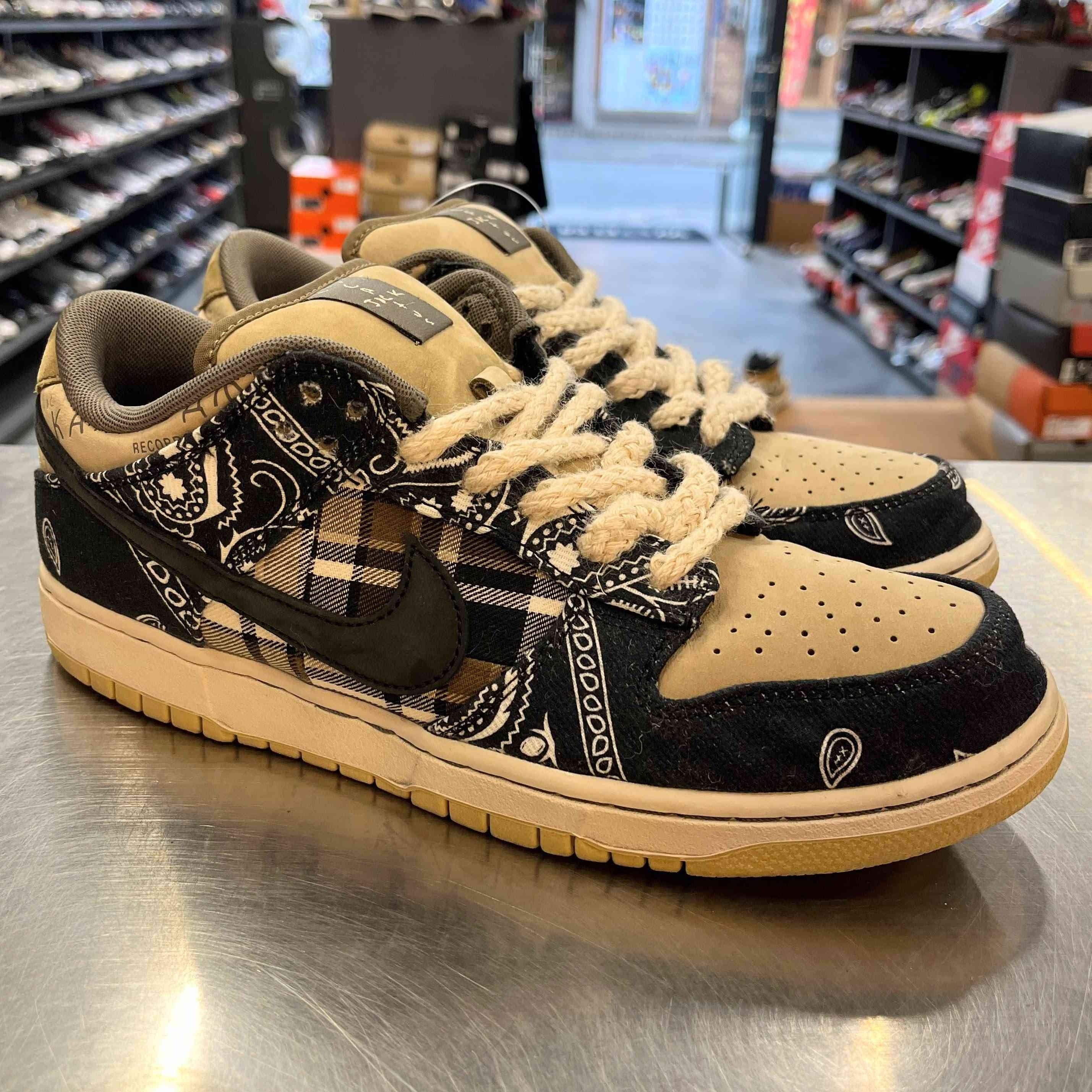【US9.5】 NIKE SB SB DUNK LOW PRM QS TRAVIS SCOTT CT5053-001 【USED】