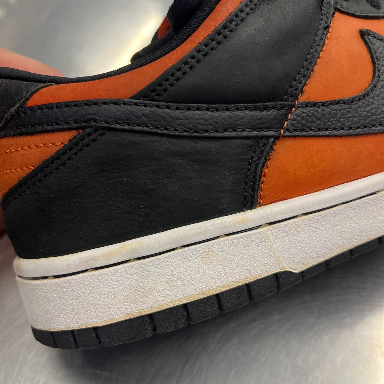 【US9.5】 NIKE SB DUNK LOW PRO SB ORANGE FLASH 304292-801 【USED】