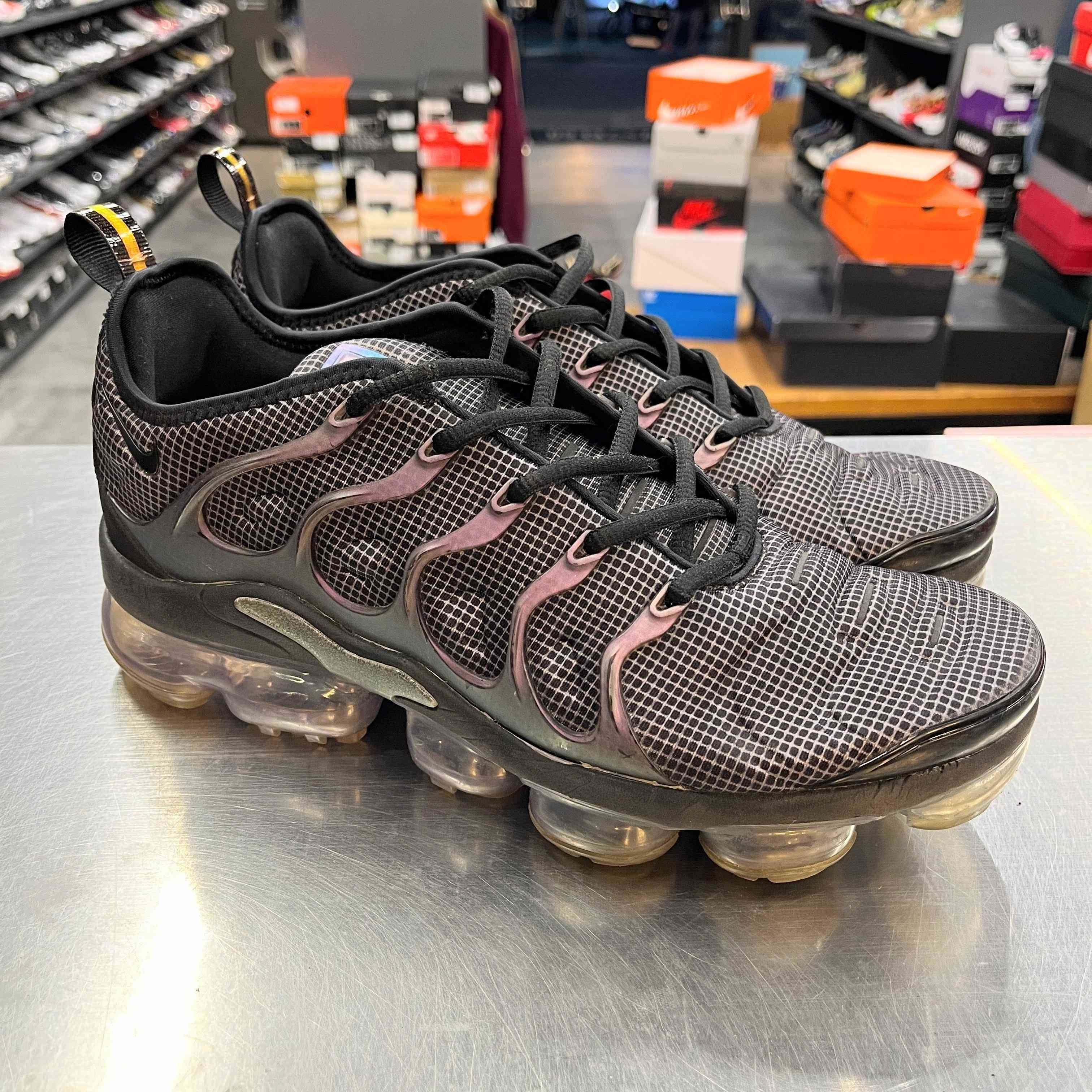 US10】 NIKE AIR VAPORMAX PLUS 924453-014 【USED】 | WORM TOKYO WEB 