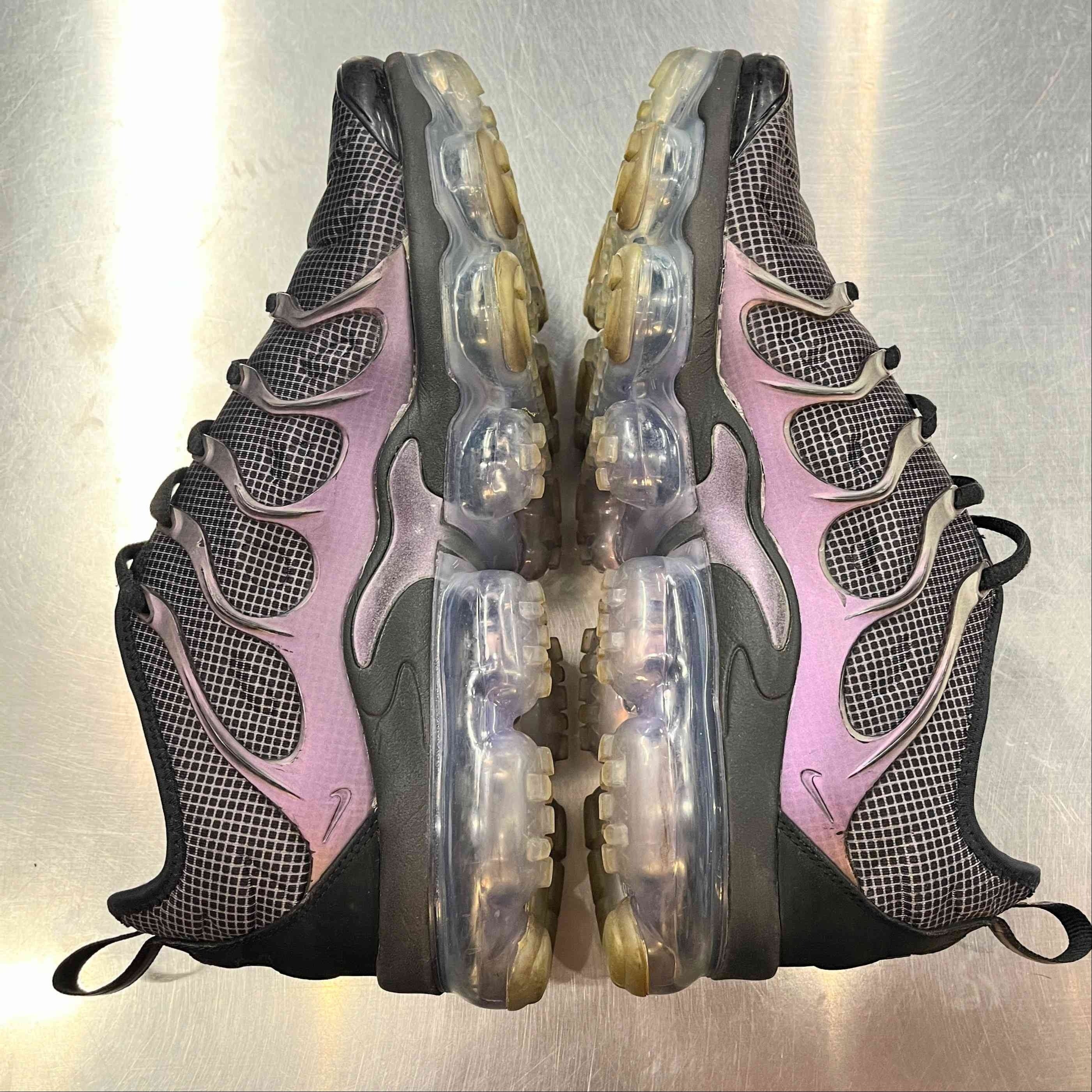 【US10】 NIKE AIR VAPORMAX PLUS 924453-014 【USED】