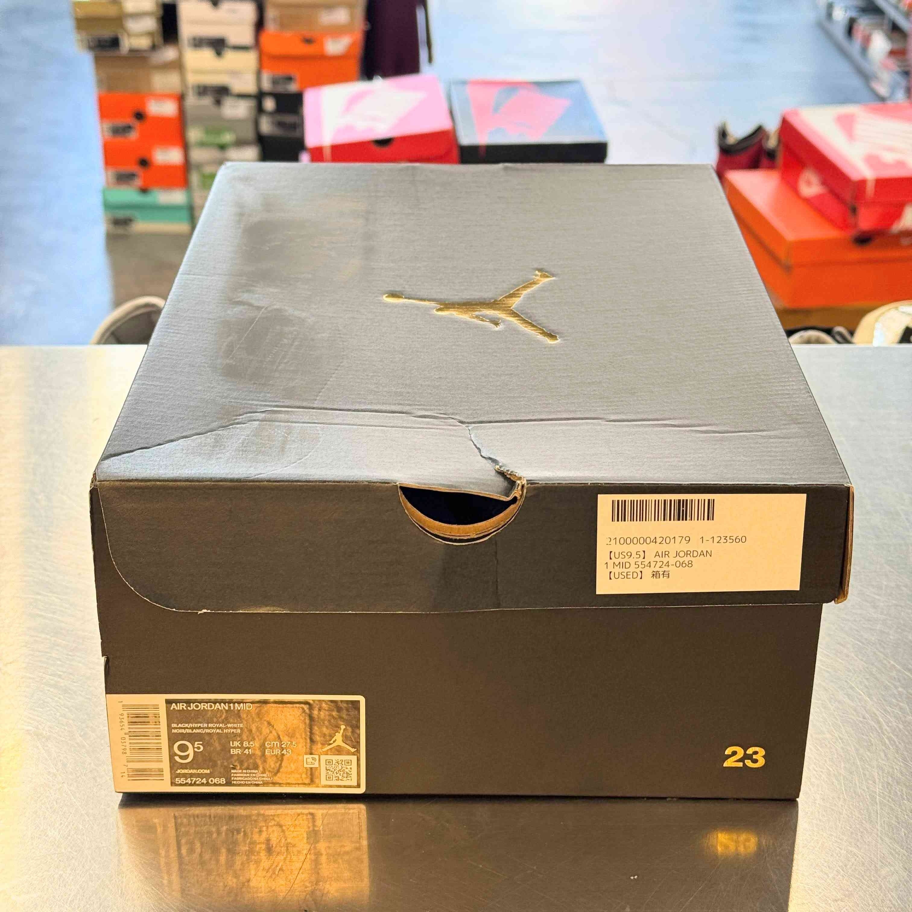 【US9.5】 AIR JORDAN 1 MID 554724-068 【USED】