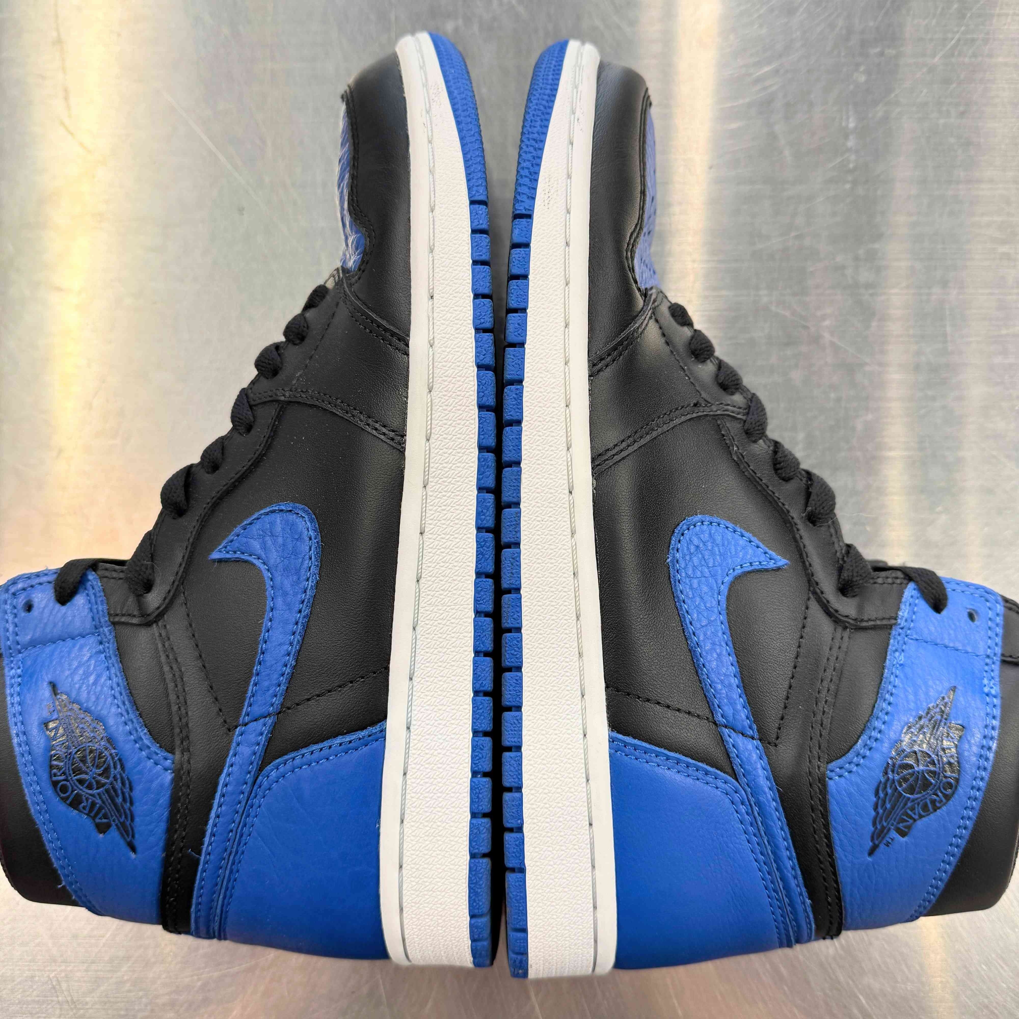 【US8】 AIR JORDAN 1 RETRO HIGH OG ROYAL 2017 555088-007 【USED】