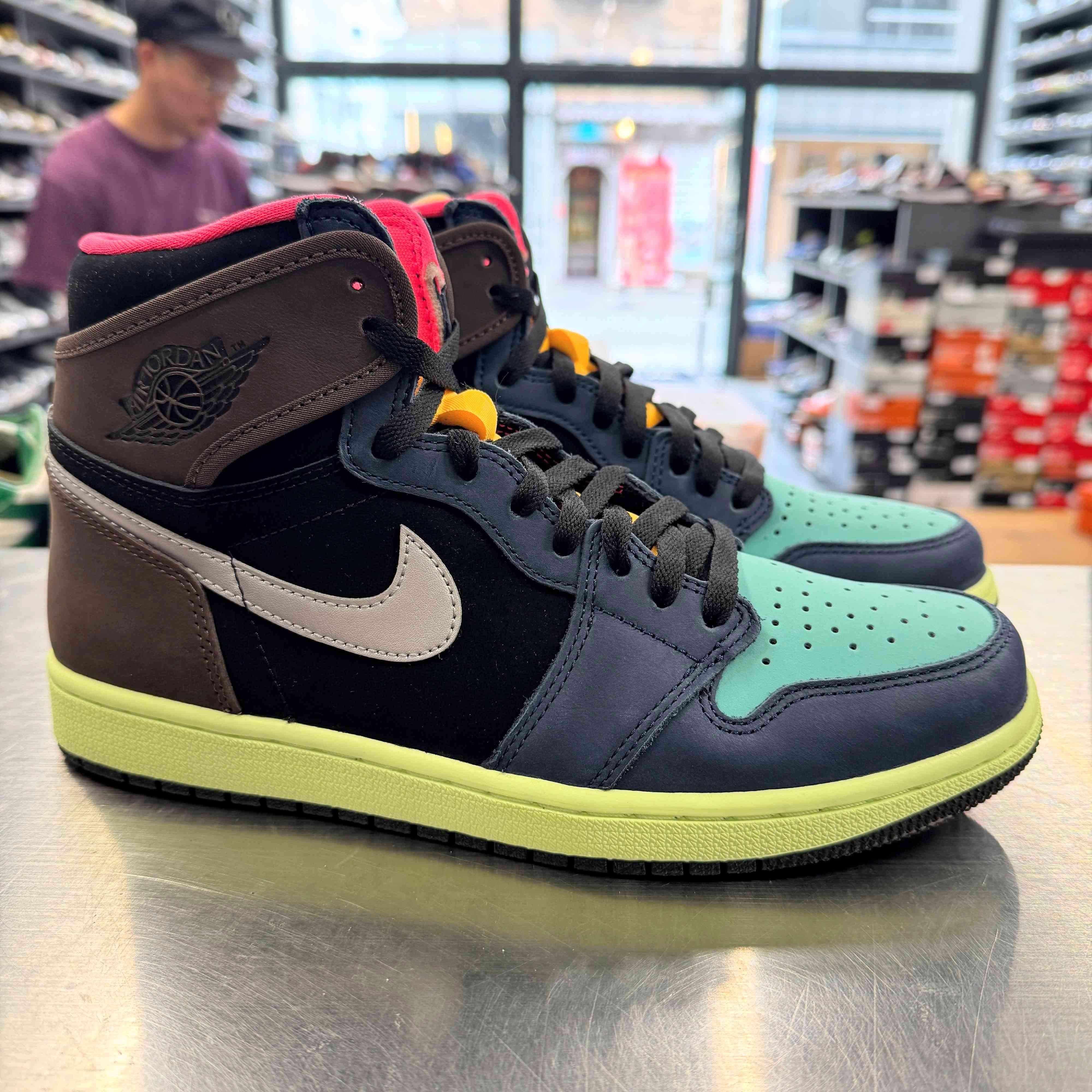 【US9】 AIR JORDAN 1 RETRO HIGH OG 555088-201 【USED】