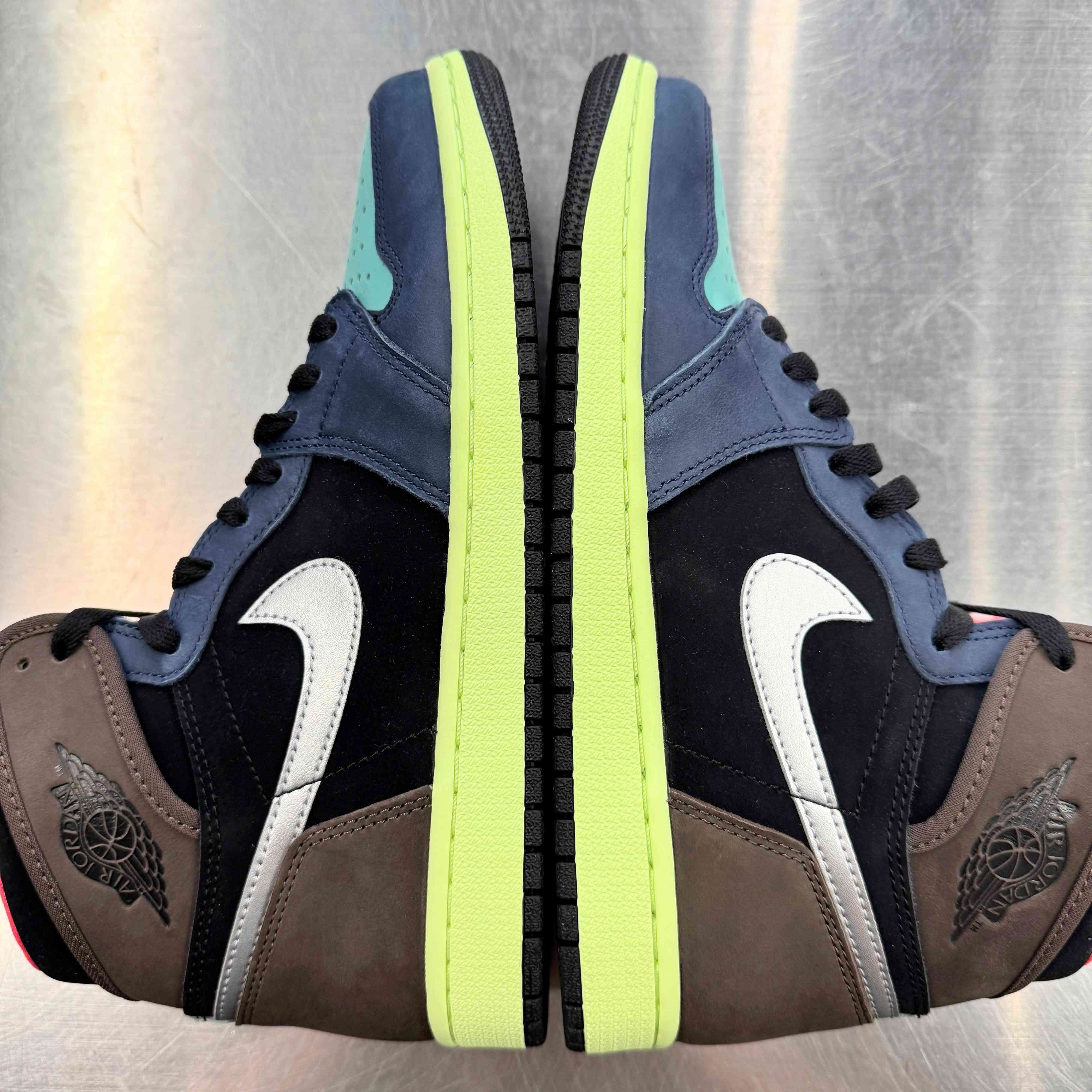 【US9】 AIR JORDAN 1 RETRO HIGH OG 555088-201 【USED】