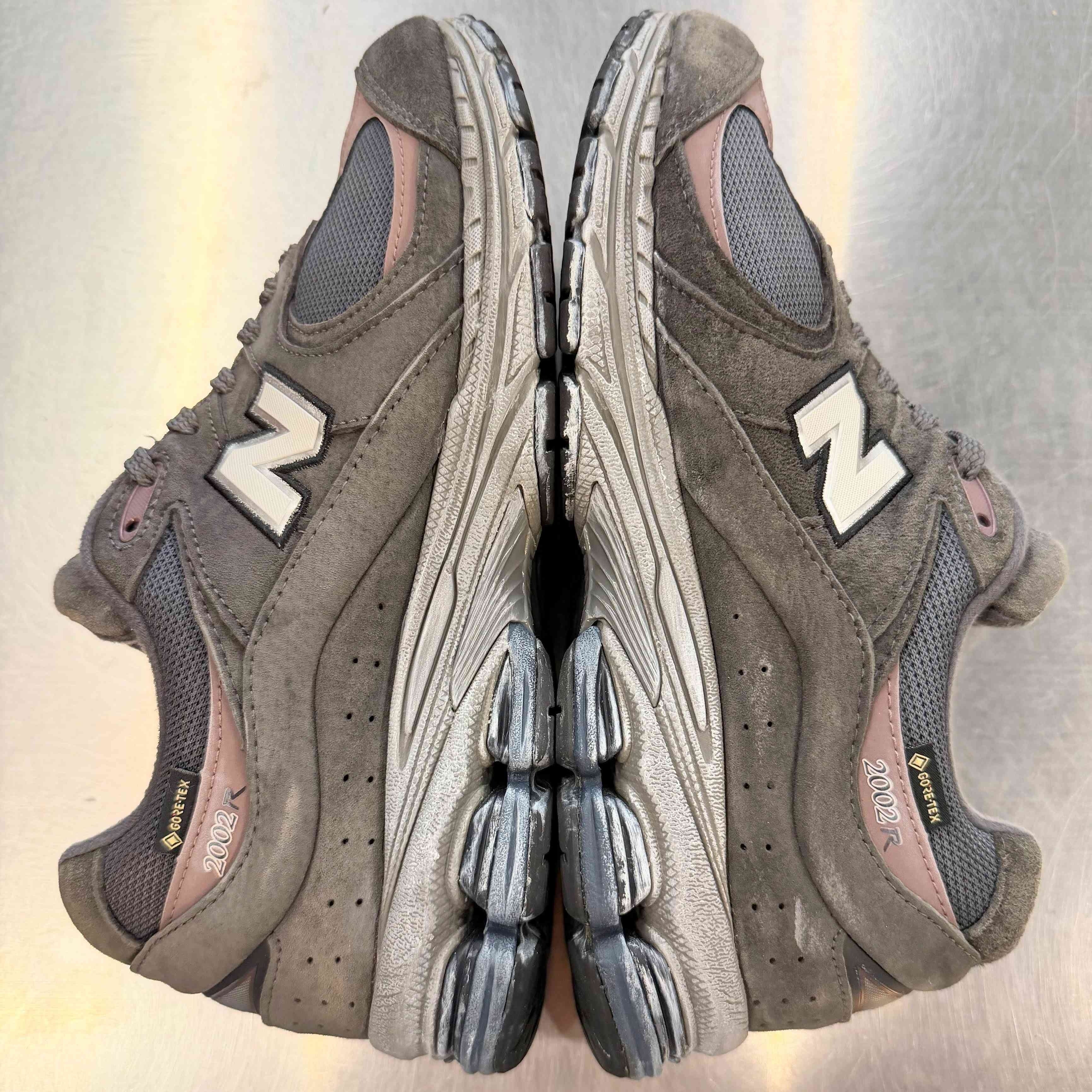 【US10.5】 New Balance M2002RXA 【USED】