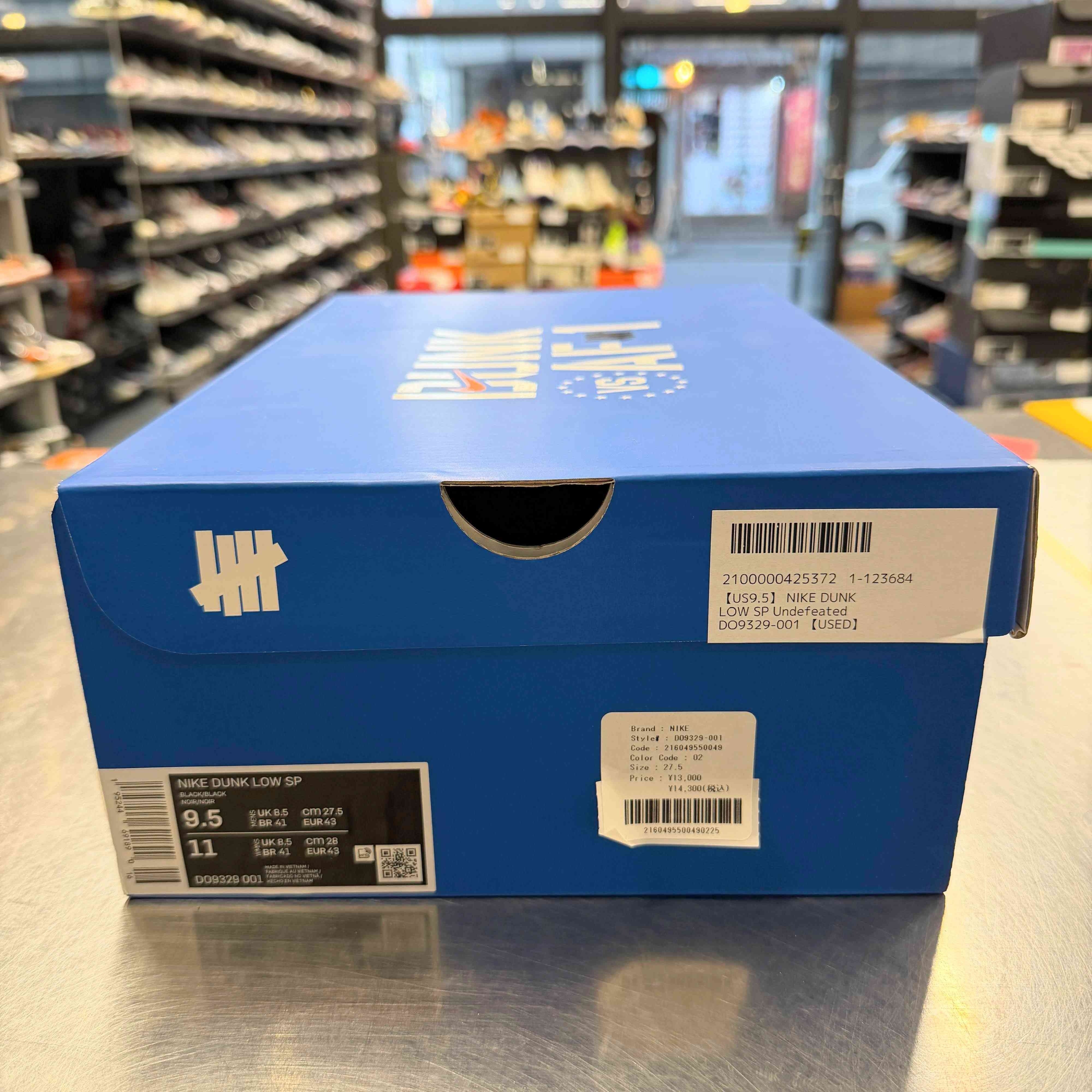 【US9.5】 NIKE DUNK LOW SP Undefeated DO9329-001 【USED】
