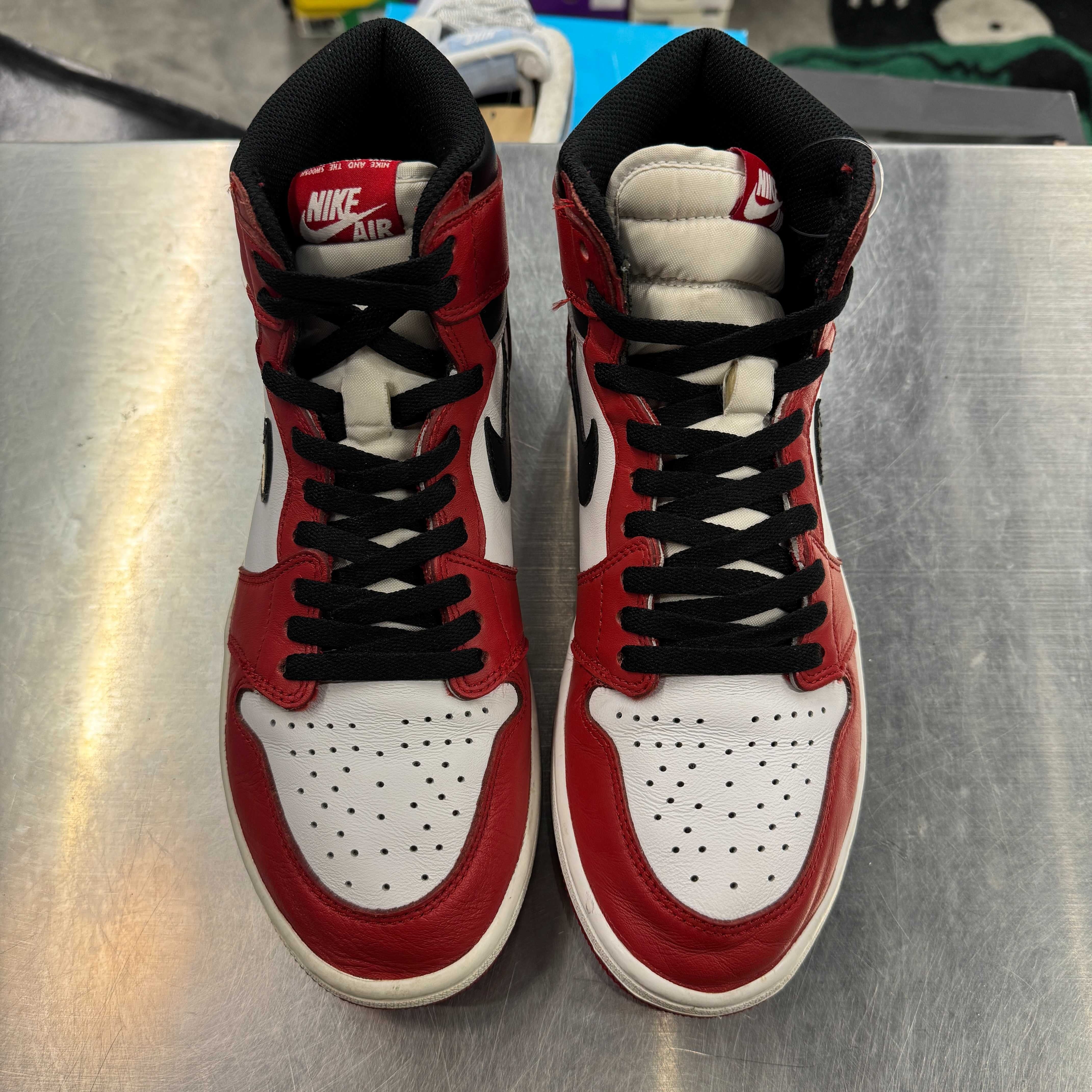 【US10】 AIR JORDAN 1 RETRO HIGH OG CHICAGO 555088-101 【USED】