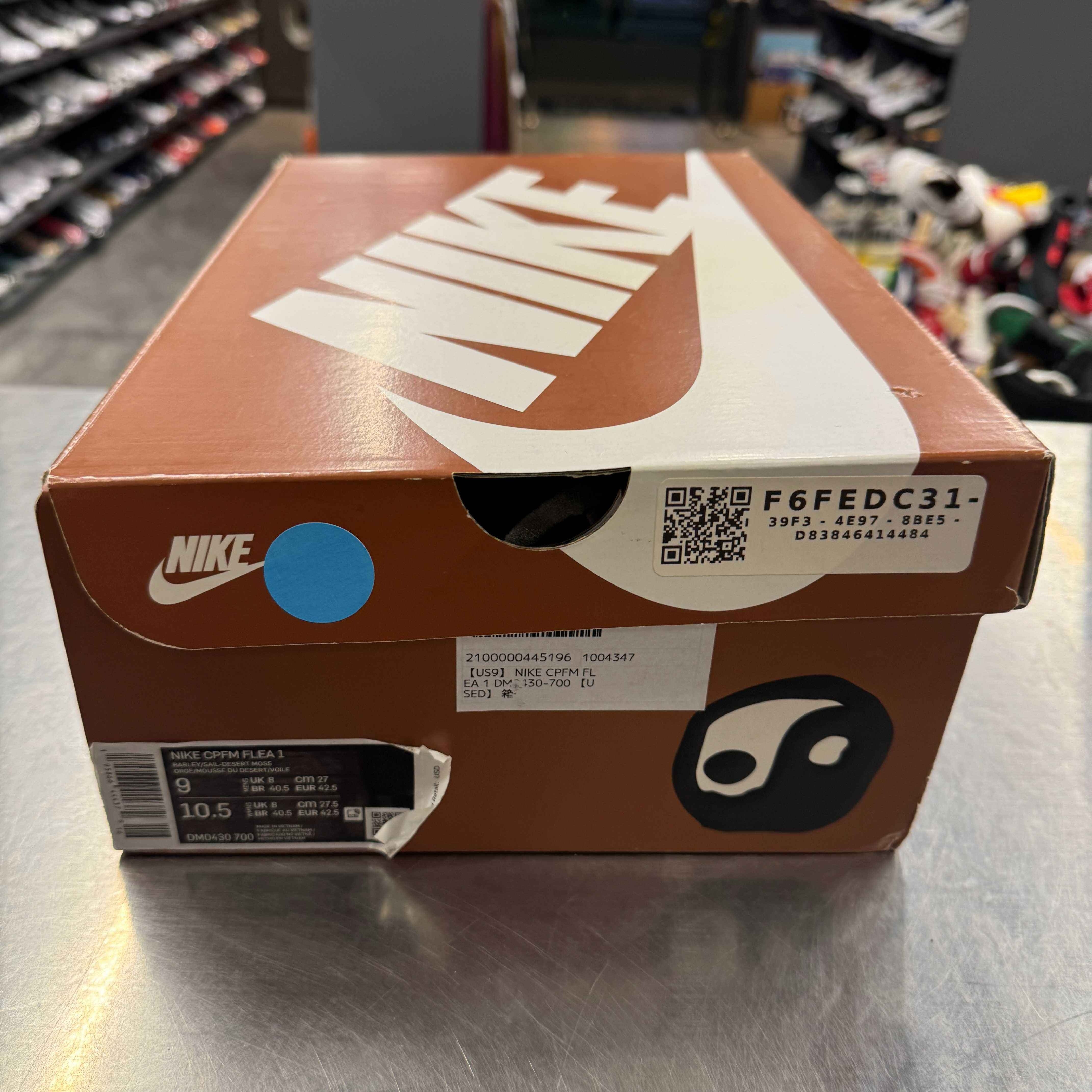 【US9】 NIKE CPFM FLEA 1 DM0430-700 【USED】