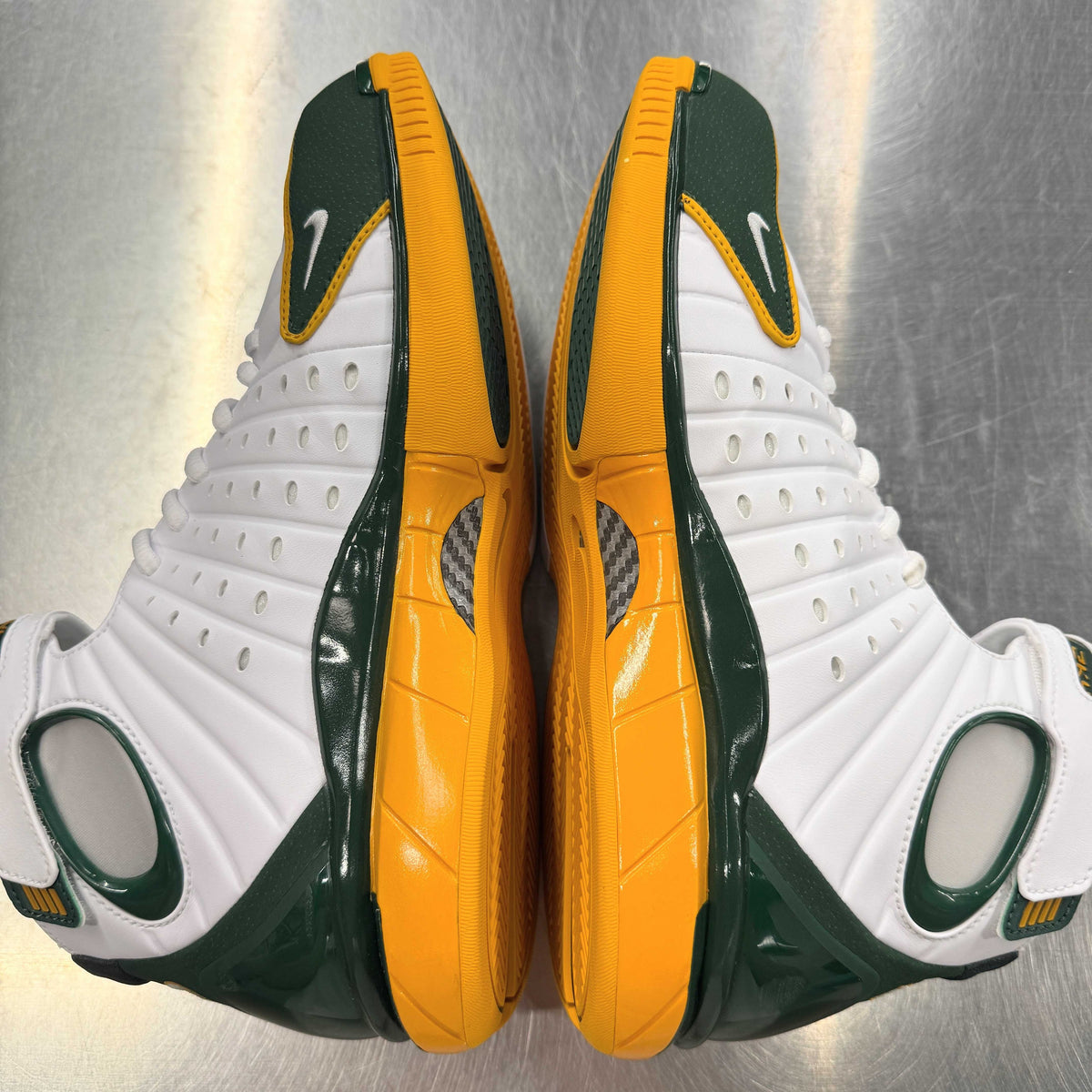 【US8】 NIKE AIR ZOOM HUARACHE 2K4 IW1884-100 【USED】