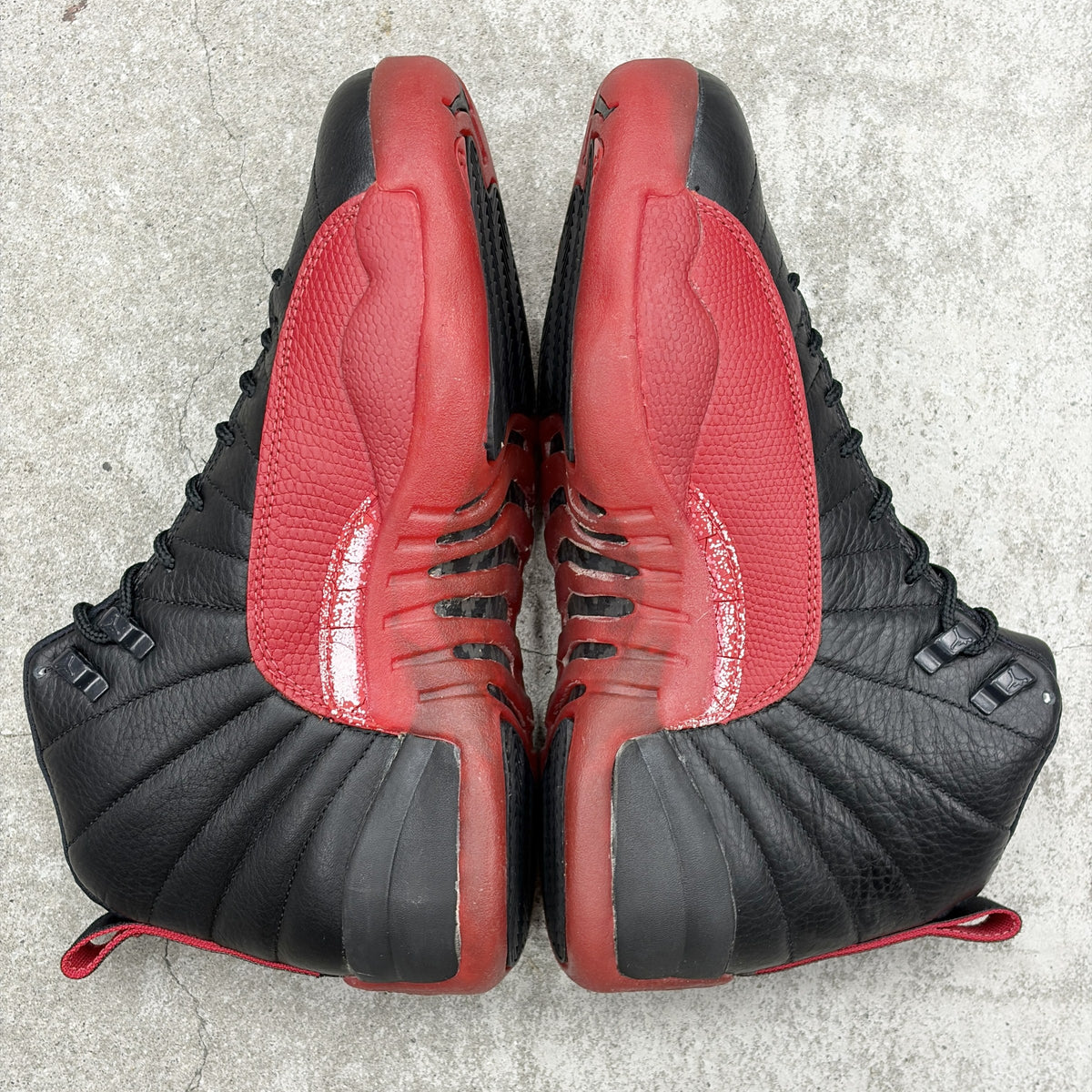 【US9】 AIR JORDAN 12 FLU GAME 130690-061 【DS】